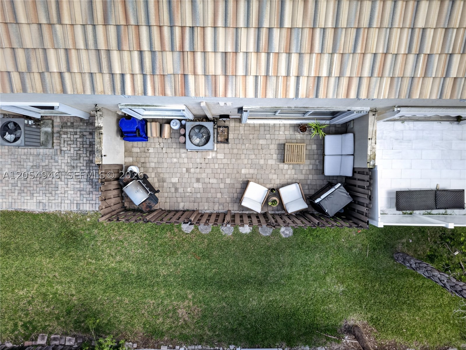 PEMBROKE ISLES 1 - Residential