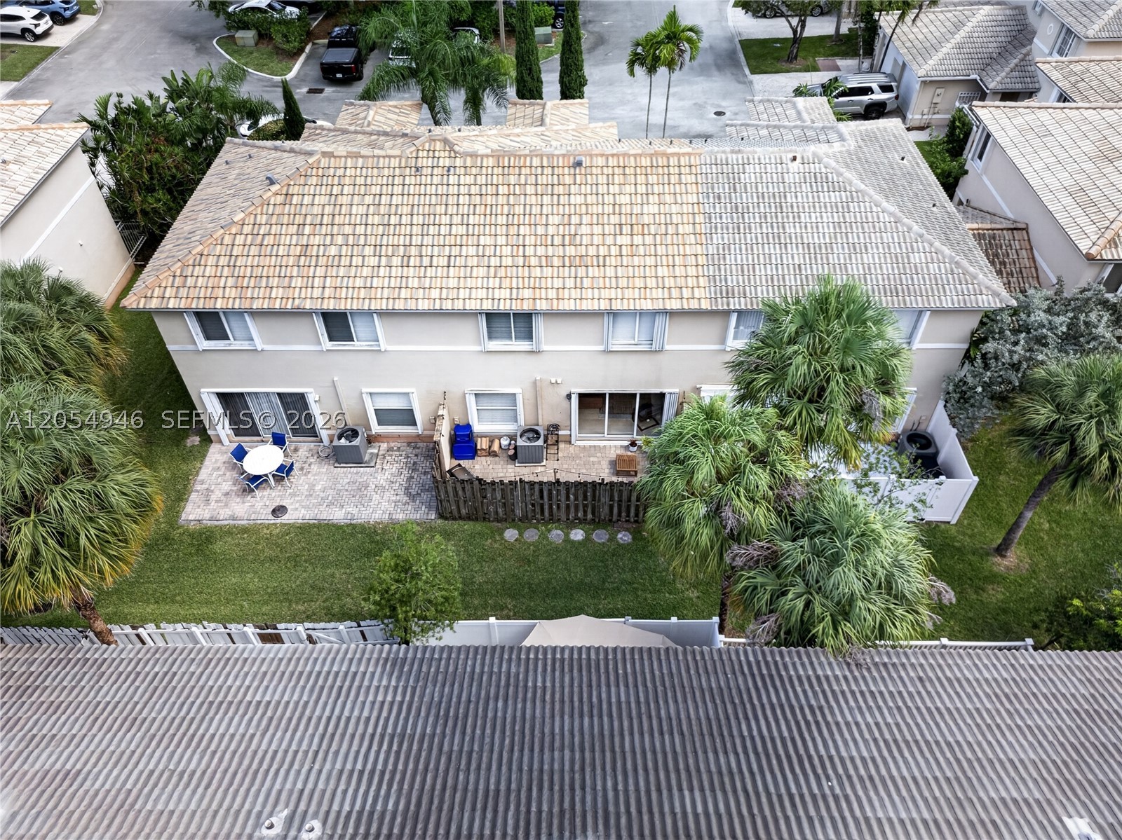 PEMBROKE ISLES 1 - Residential