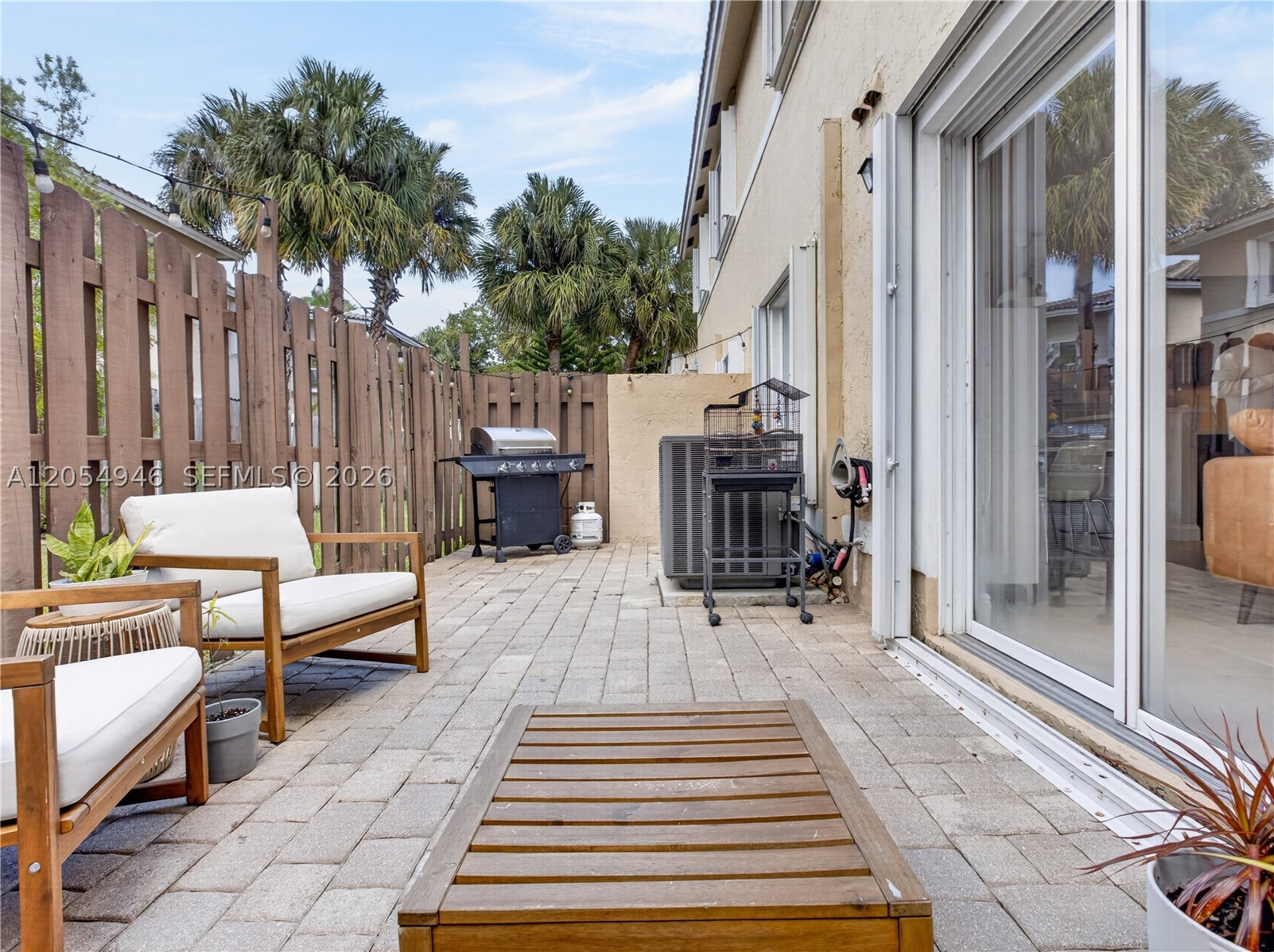 PEMBROKE ISLES 1 - Residential