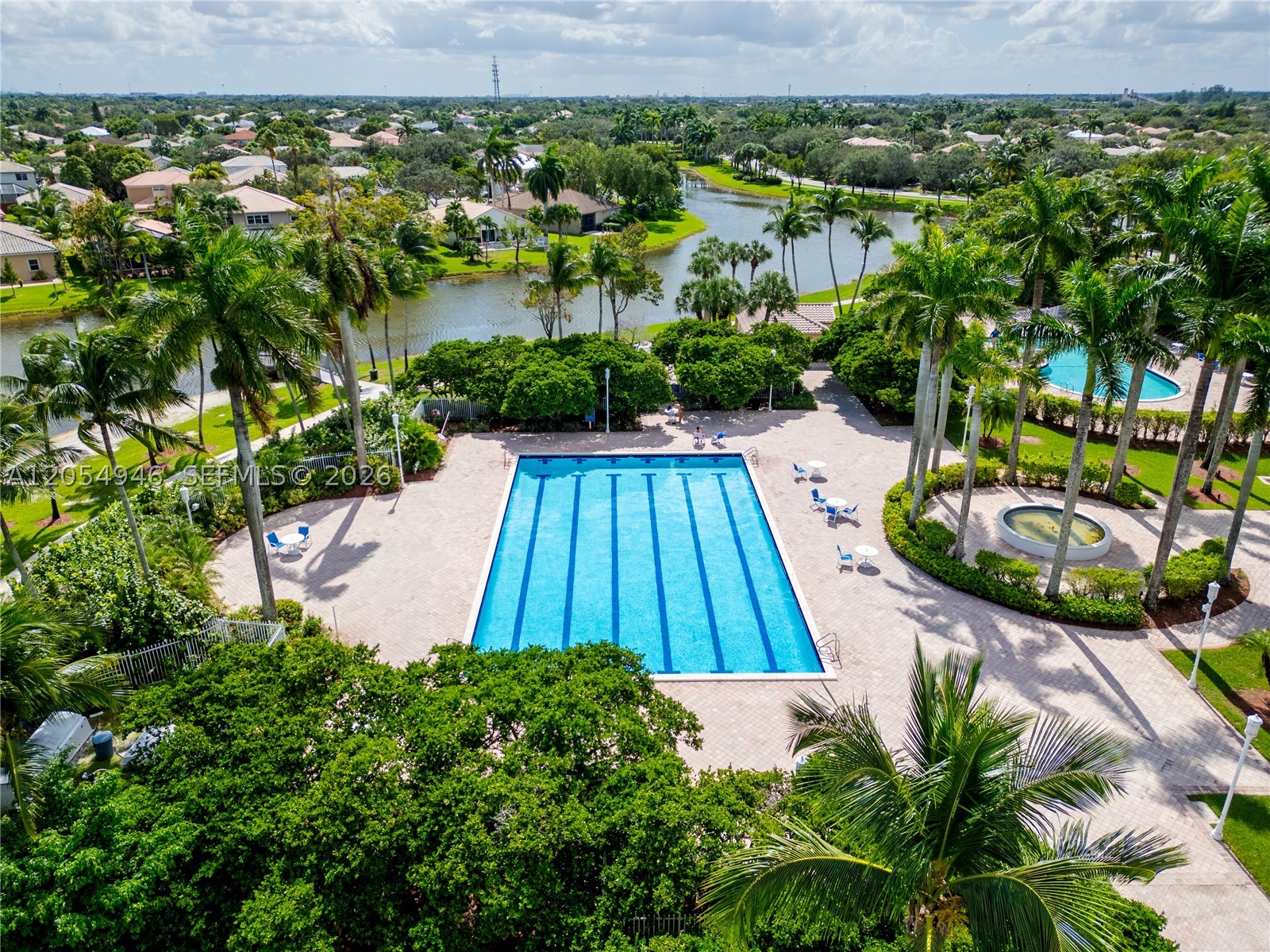 PEMBROKE ISLES 1 - Residential