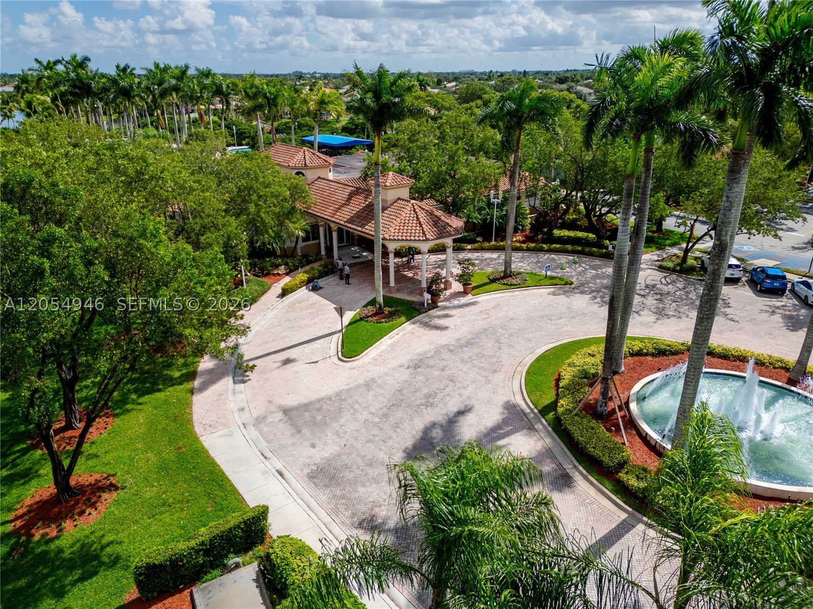 PEMBROKE ISLES 1 - Residential
