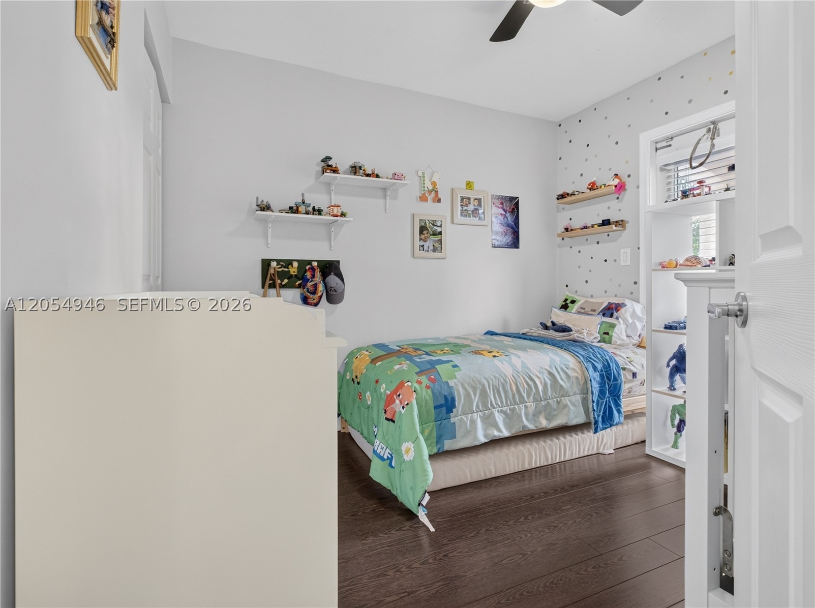 PEMBROKE ISLES 1 - Residential