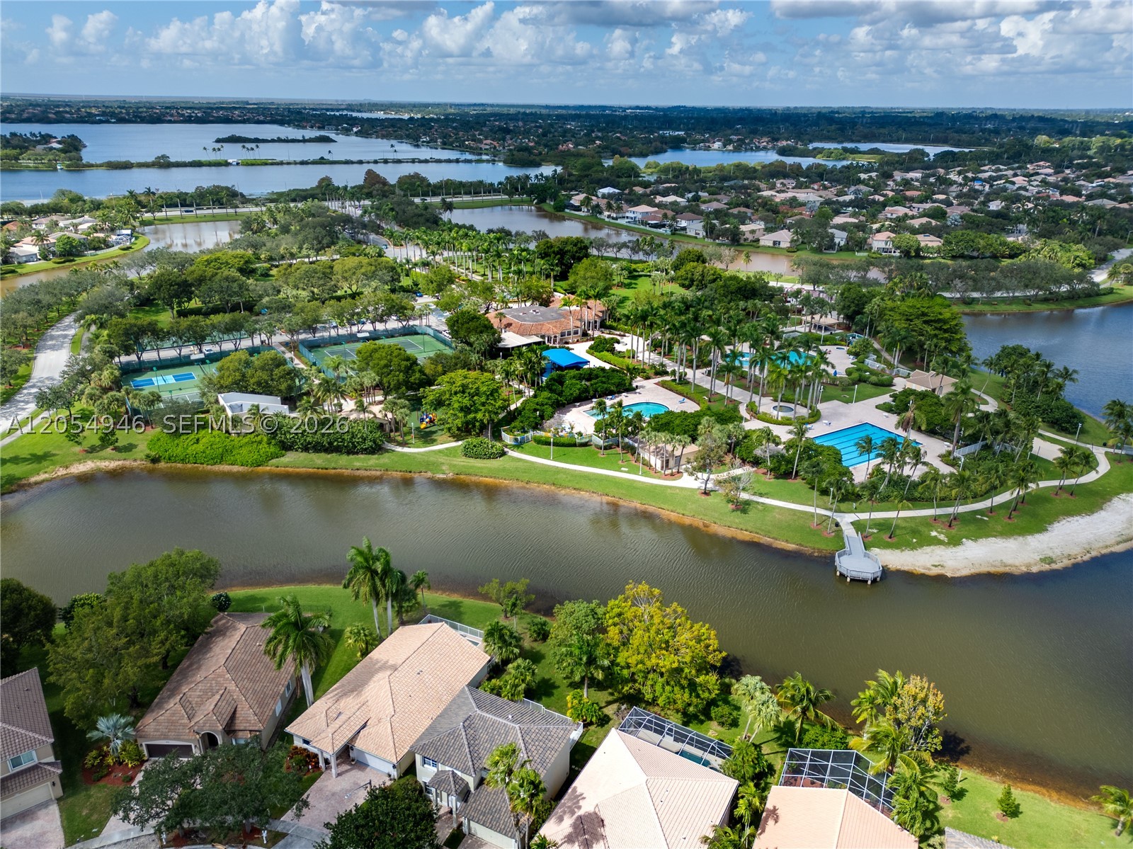 PEMBROKE ISLES 1 - Residential