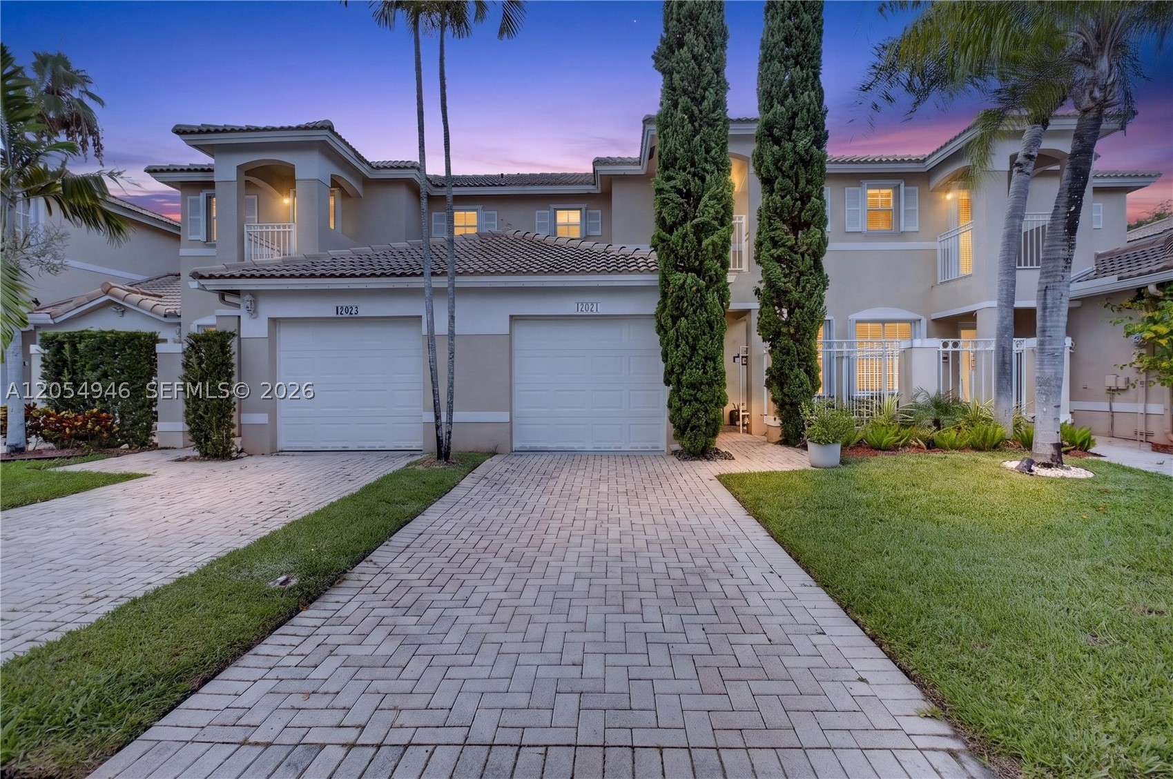 PEMBROKE ISLES 1 - Residential