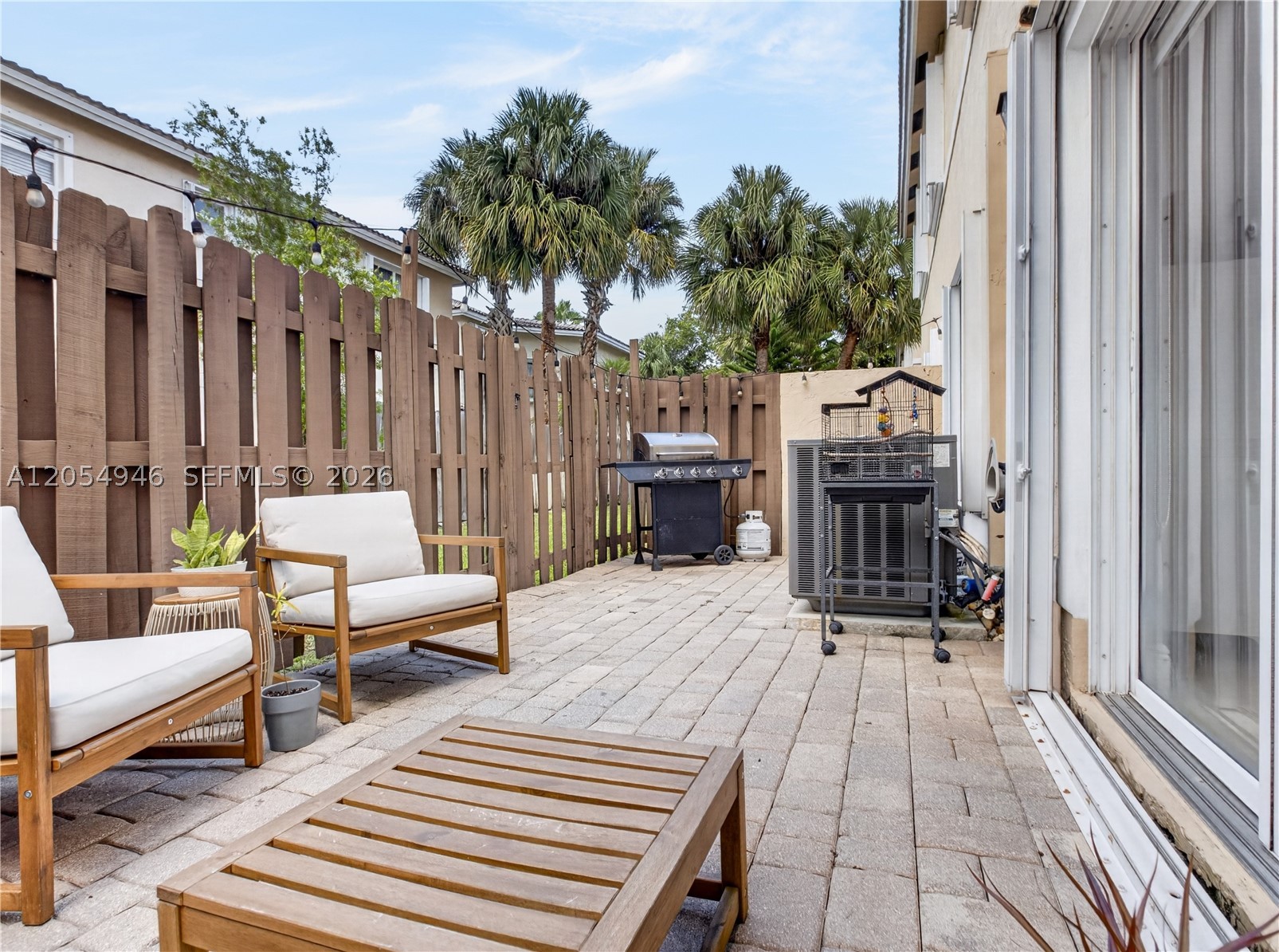 PEMBROKE ISLES 1 - Residential