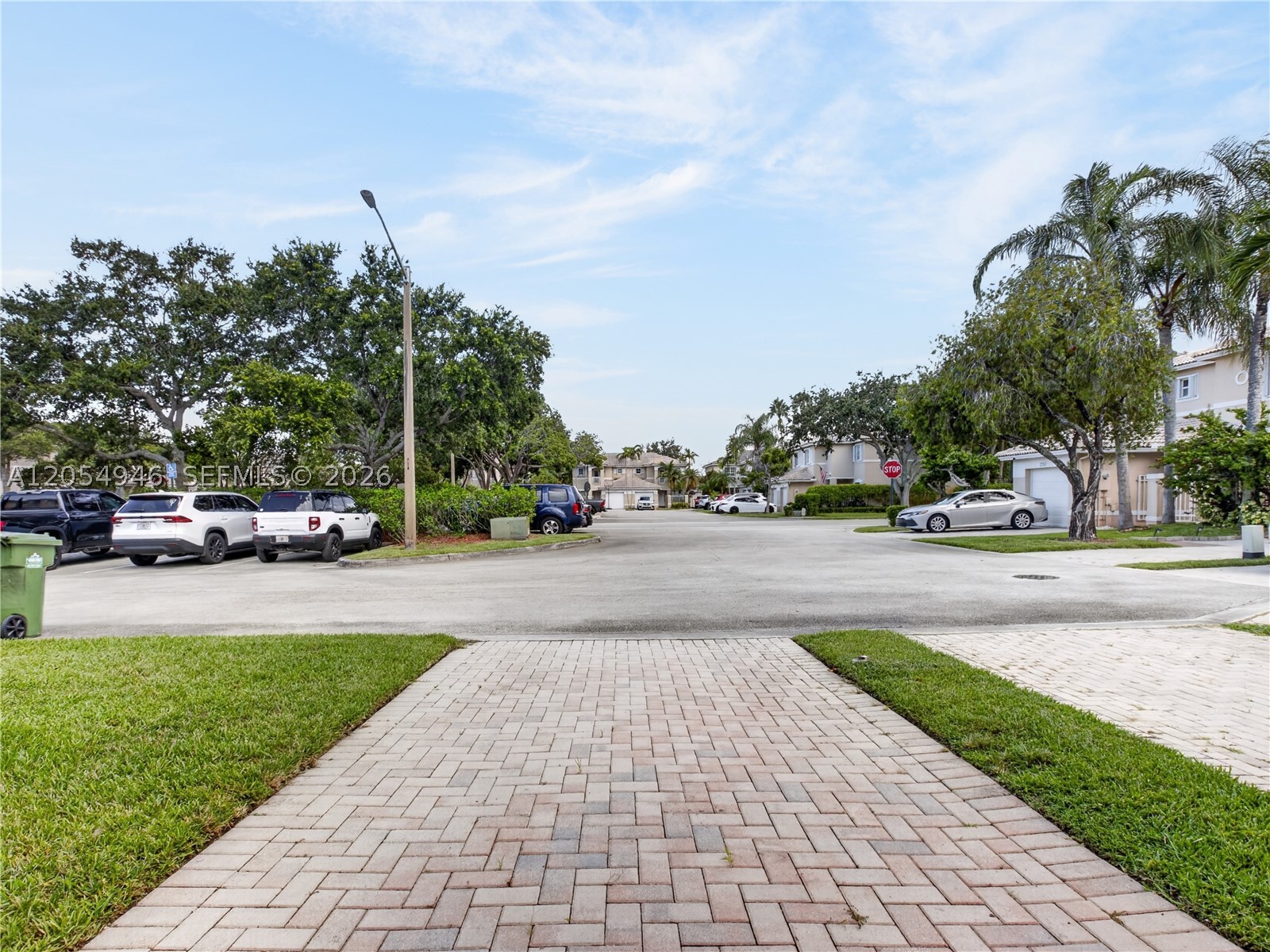 PEMBROKE ISLES 1 - Residential