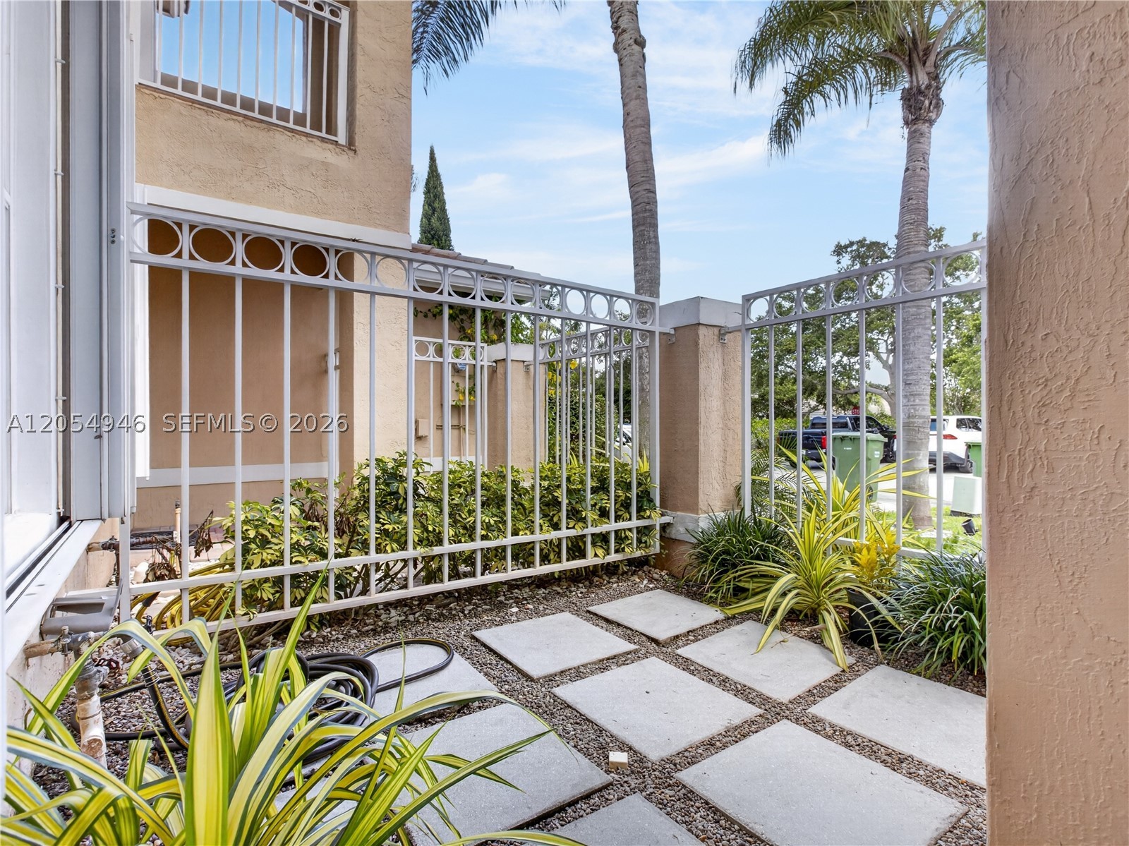 PEMBROKE ISLES 1 - Residential