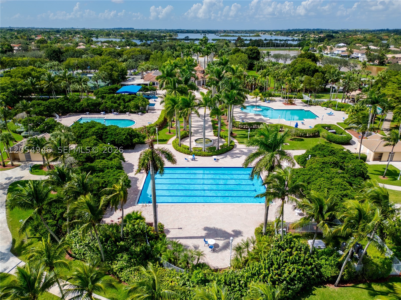 PEMBROKE ISLES 1 - Residential