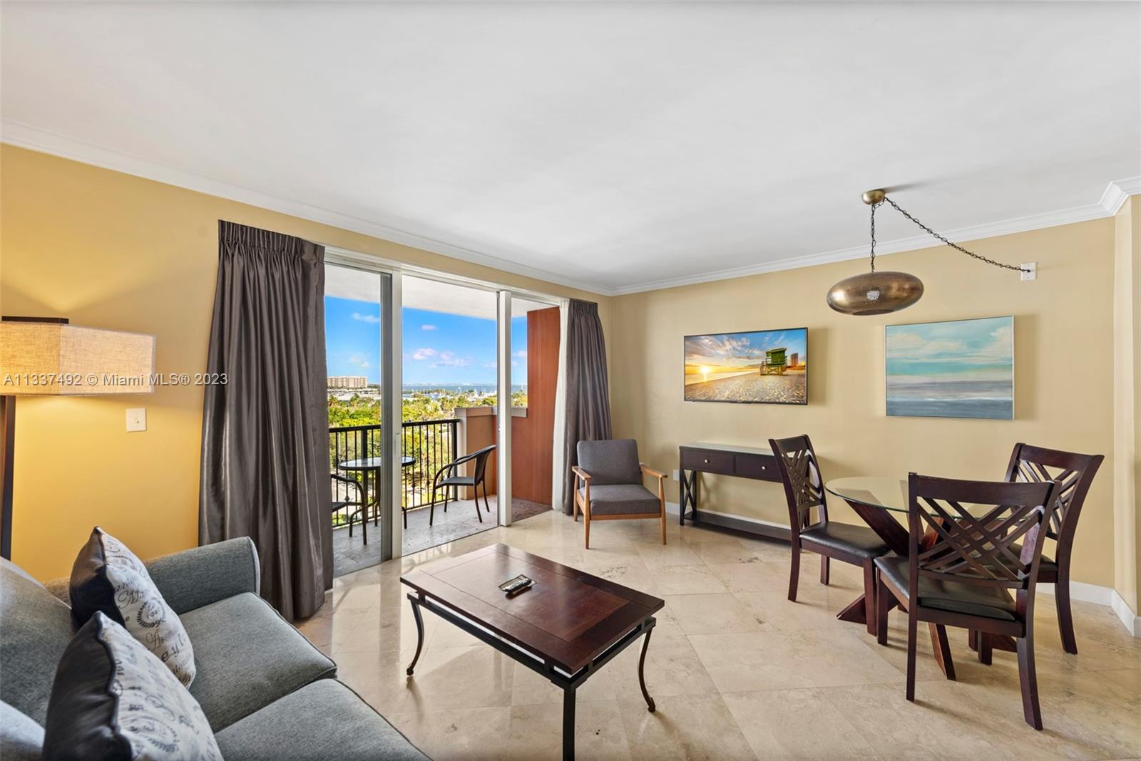 THE MUTINY CONDO - Residential