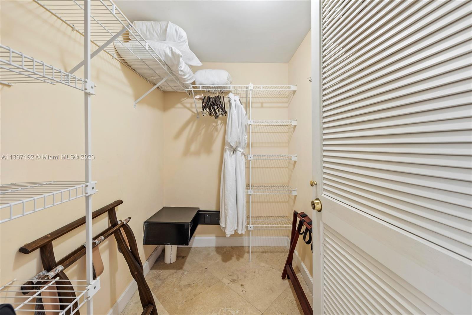 THE MUTINY CONDO - Residential