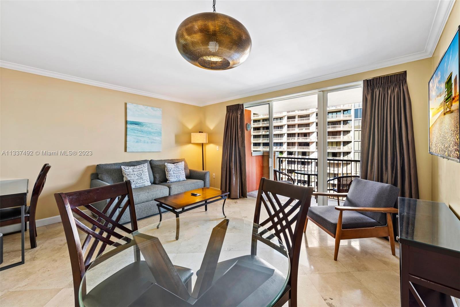 THE MUTINY CONDO - Residential