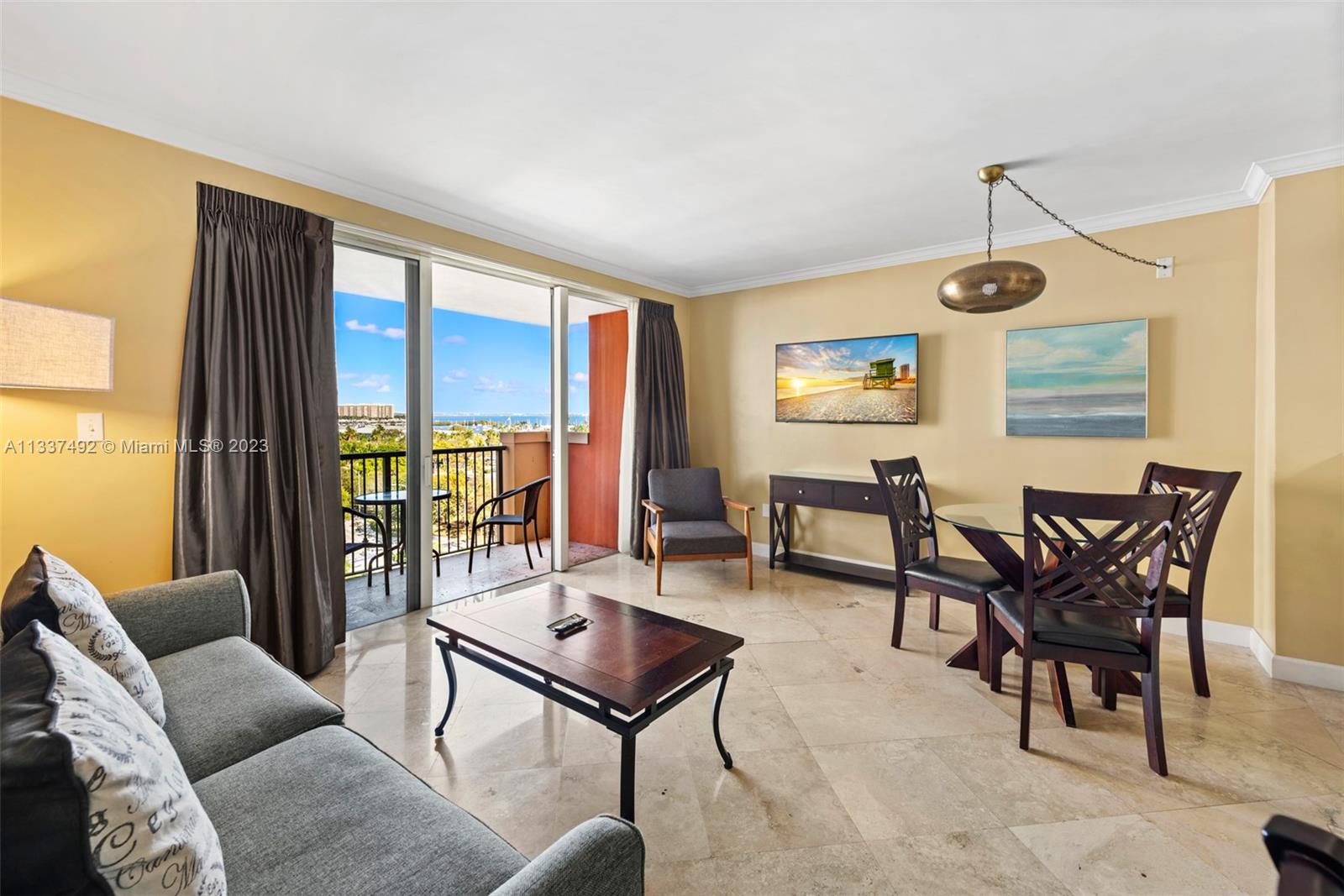THE MUTINY CONDO - Residential