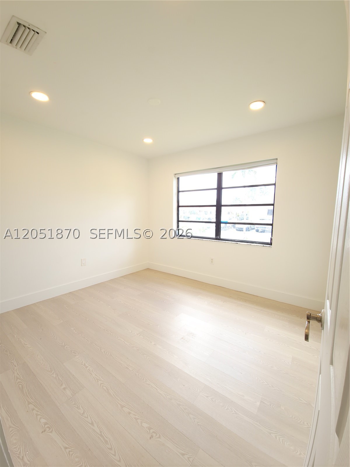 SOMERSET VILLAS - Residential Lease