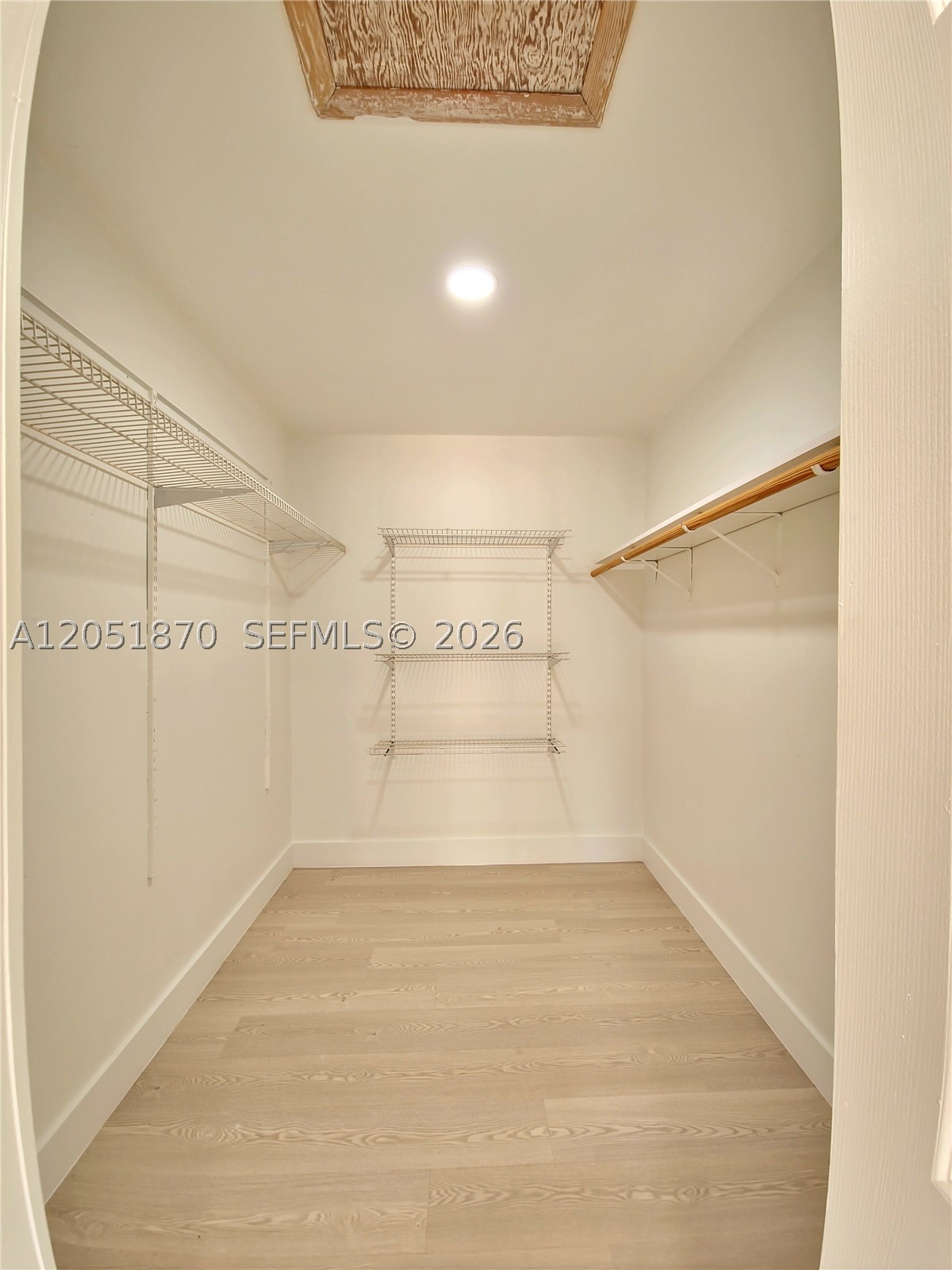 SOMERSET VILLAS - Residential Lease