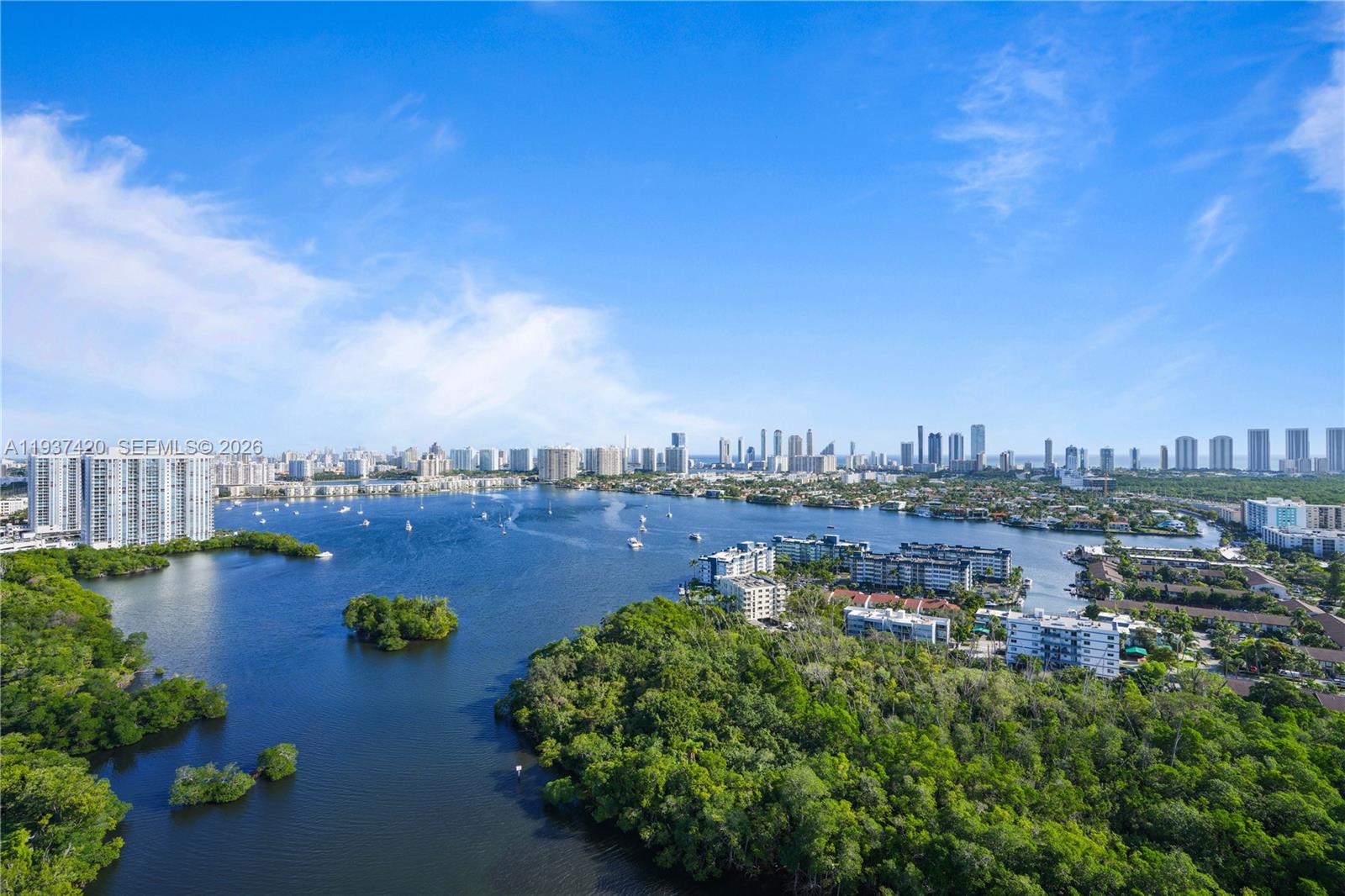 THE HARBOUR SOUTH CONDO - Residential Lease