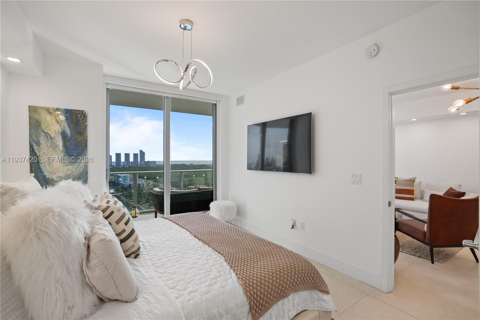 THE HARBOUR SOUTH CONDO - Residential Lease