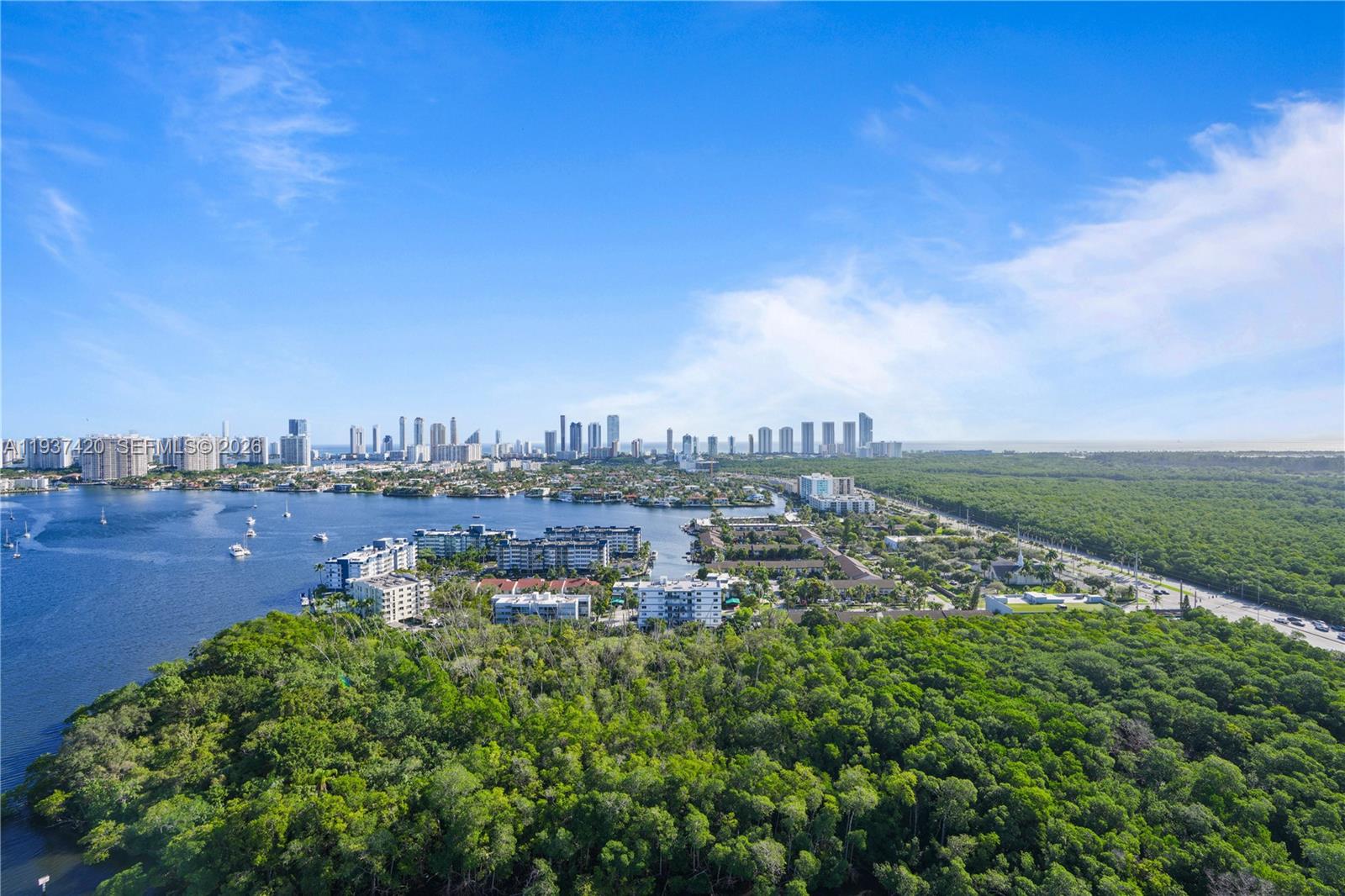 THE HARBOUR SOUTH CONDO - Residential Lease