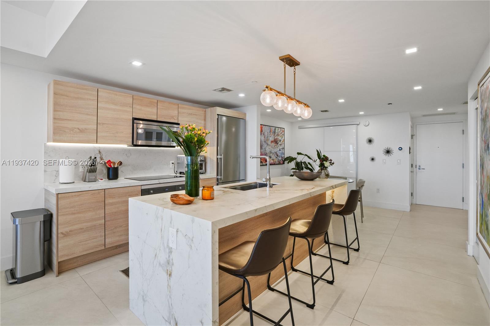 THE HARBOUR SOUTH CONDO - Residential Lease