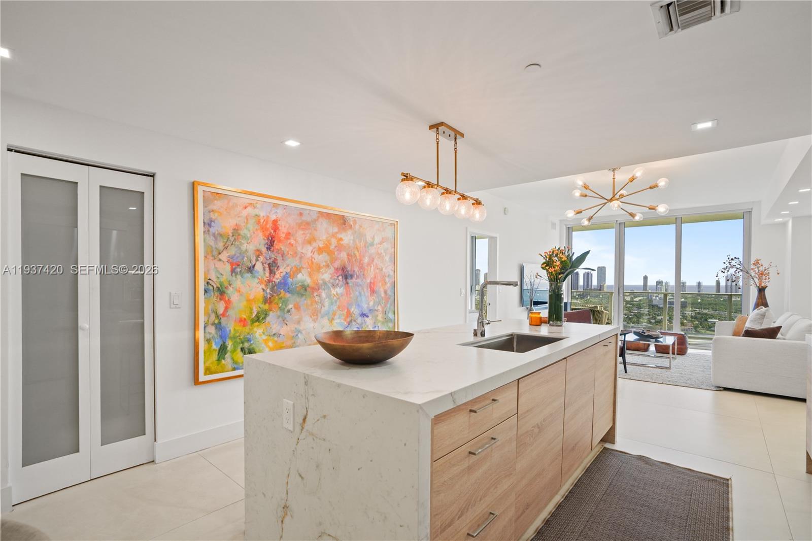 THE HARBOUR SOUTH CONDO - Residential Lease