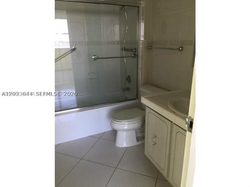 REEF NORTH CONDO - Residential