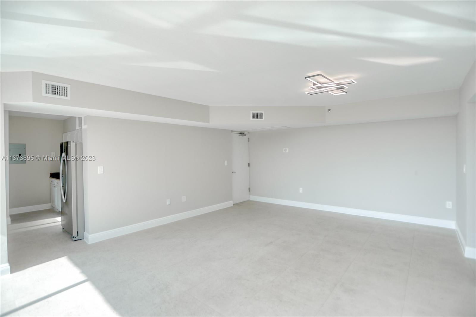 THE GRANDVIEW CONDO - Residential Lease
