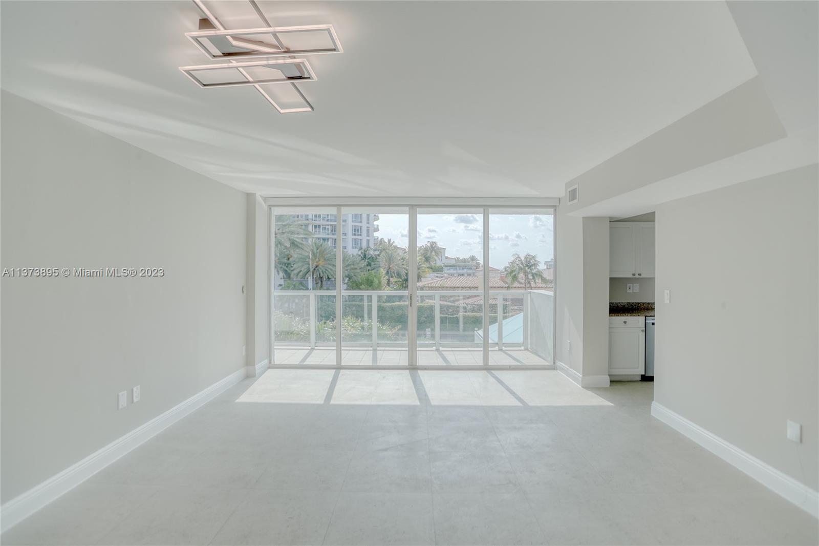 THE GRANDVIEW CONDO - Residential Lease