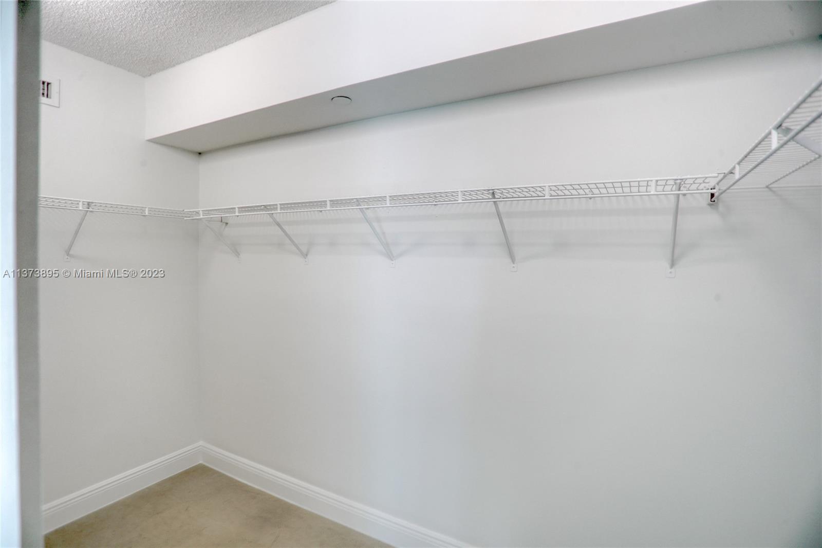 THE GRANDVIEW CONDO - Residential Lease