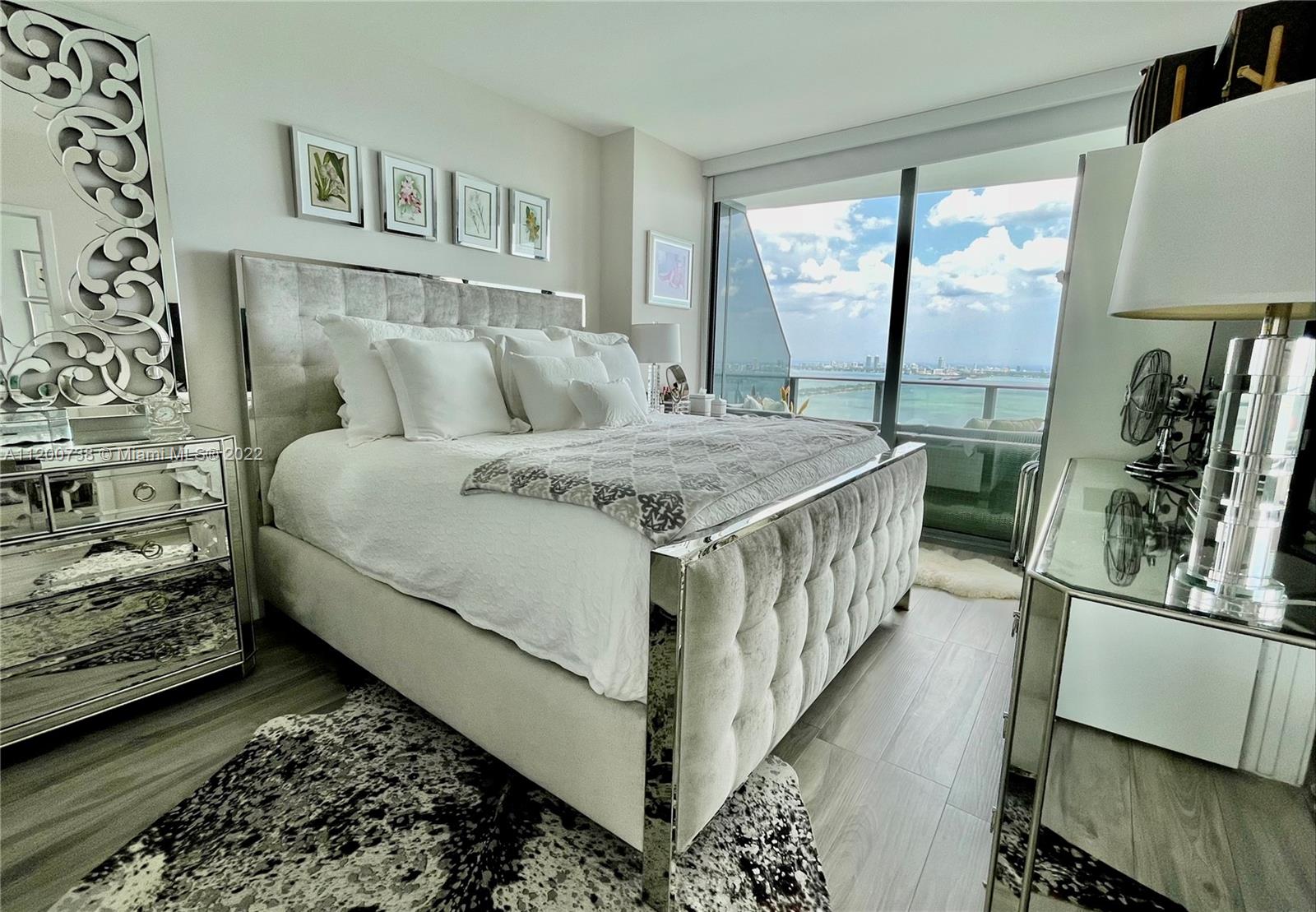 ICON BAY CONDO - Residential Lease