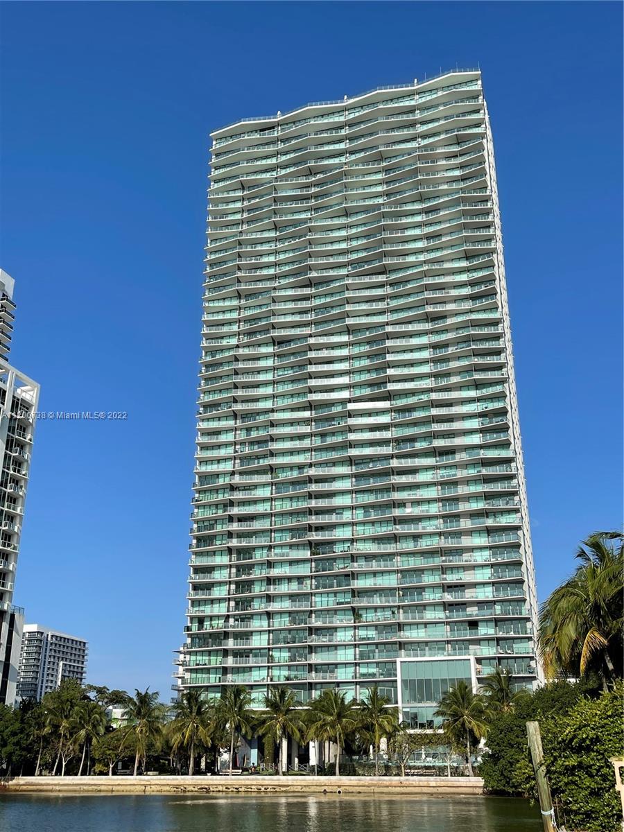 ICON BAY CONDO - Residential Lease
