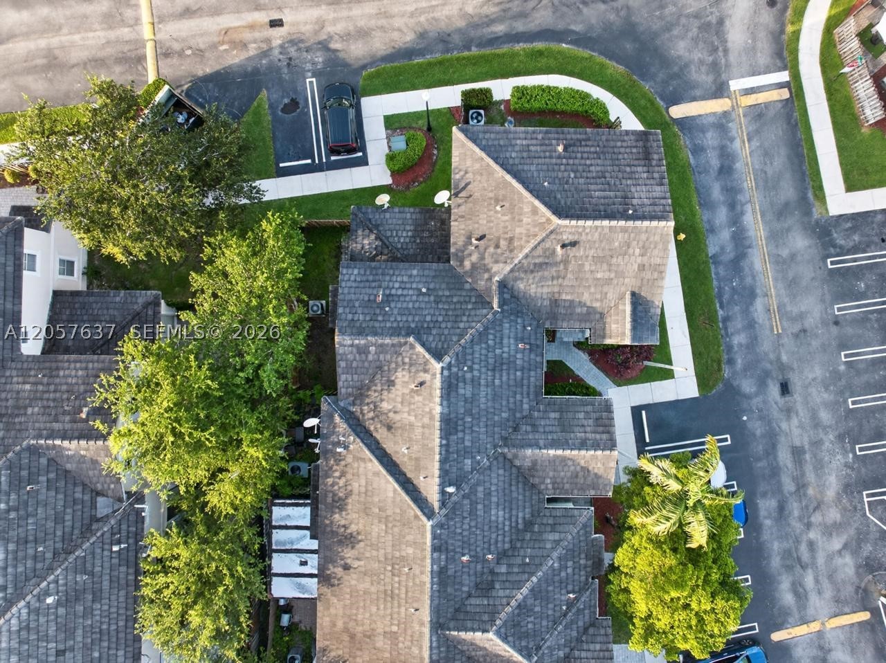 FIJI CONDO NO 1 - Residential
