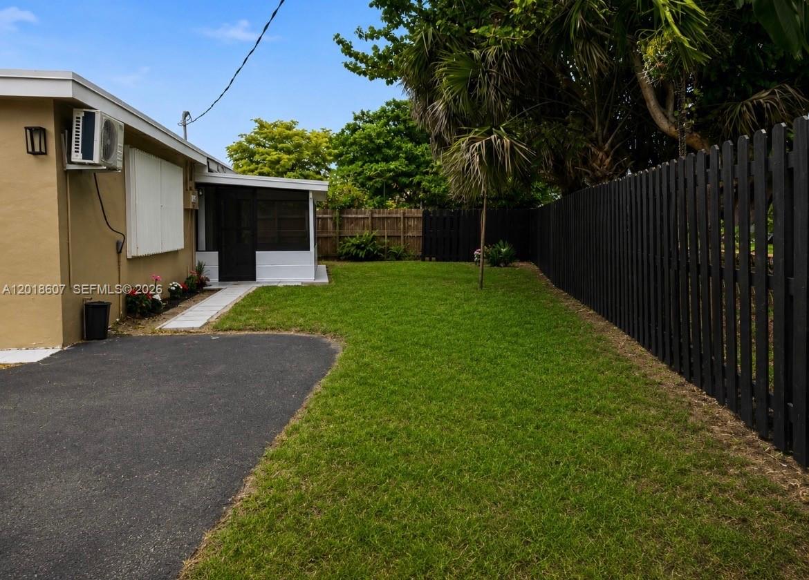 NEW BROWARDALE - Residential