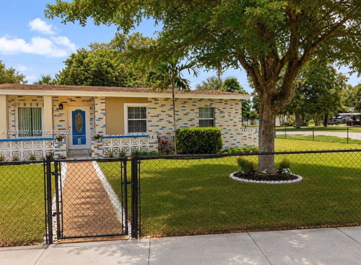 NEW BROWARDALE - Residential