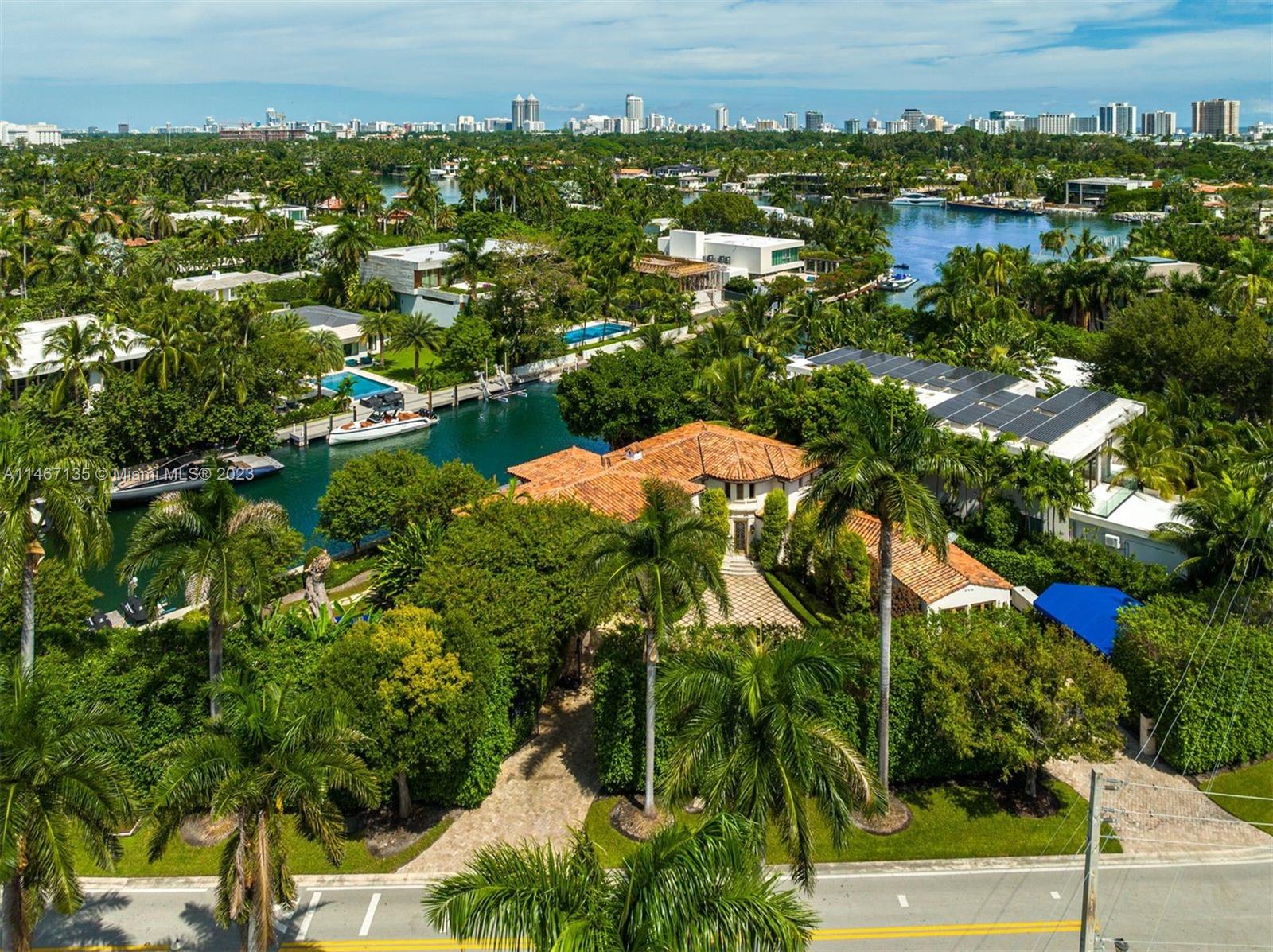 SUNSET ISLANDS ISLAND NO - Residential