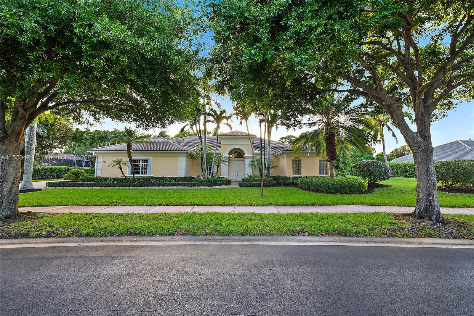 MYSTIC COVE - Residential