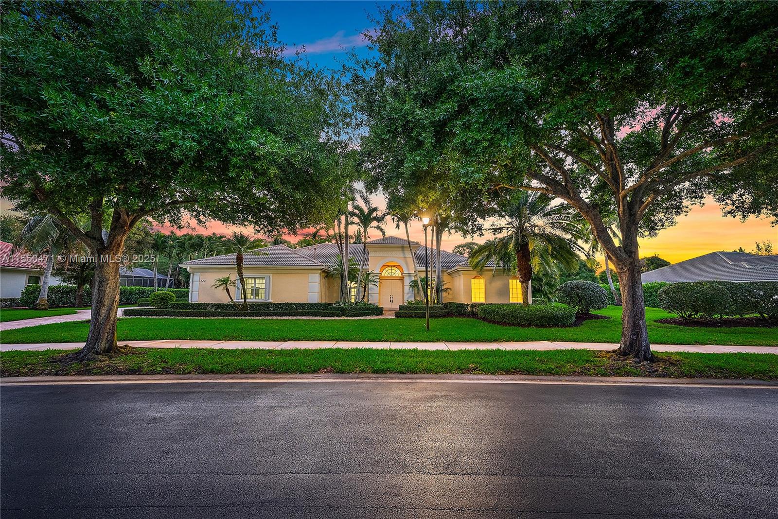 MYSTIC COVE - Residential