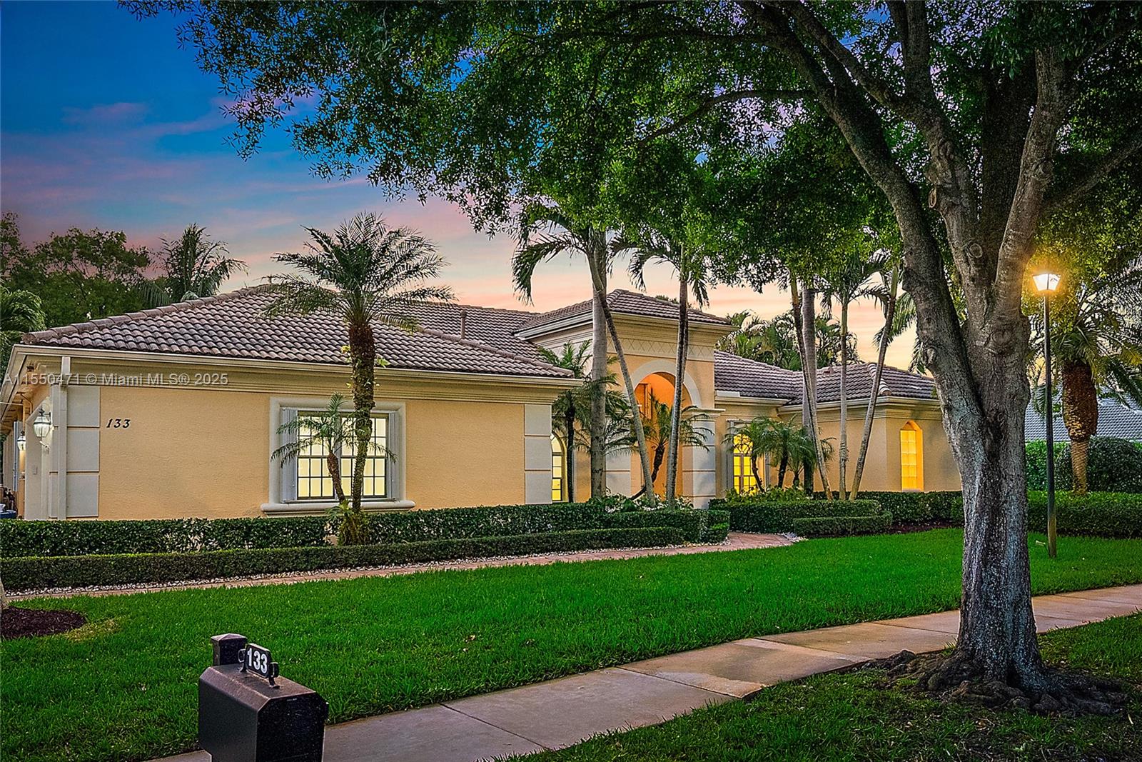 MYSTIC COVE - Residential