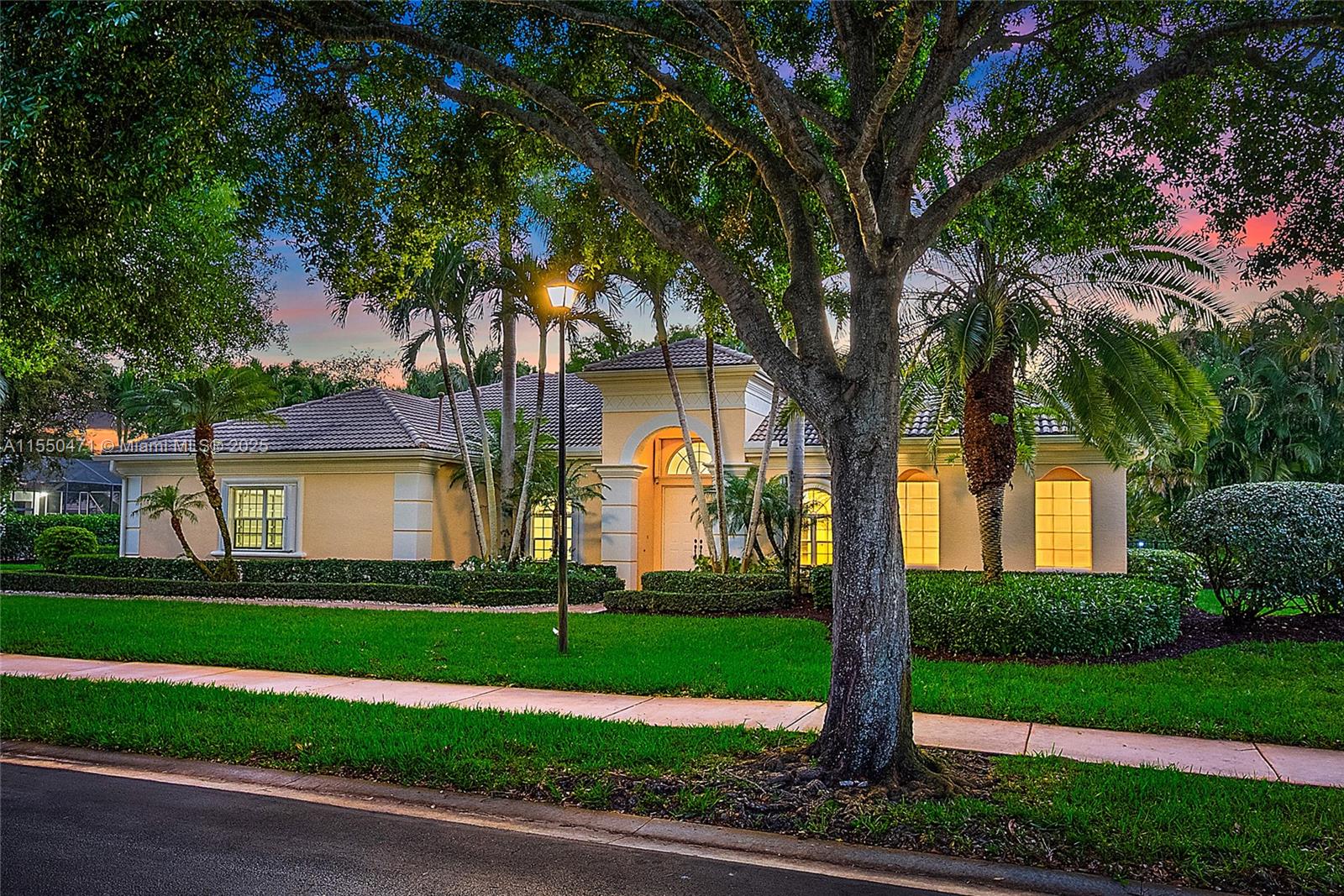MYSTIC COVE - Residential