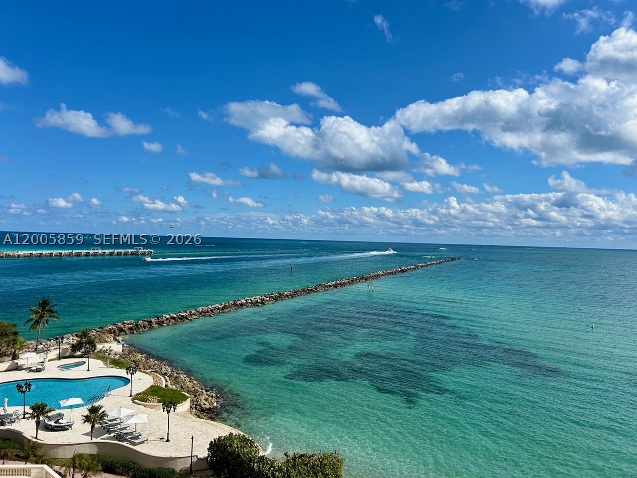 OCEANSIDE @ FISHER ISL CO - Residential