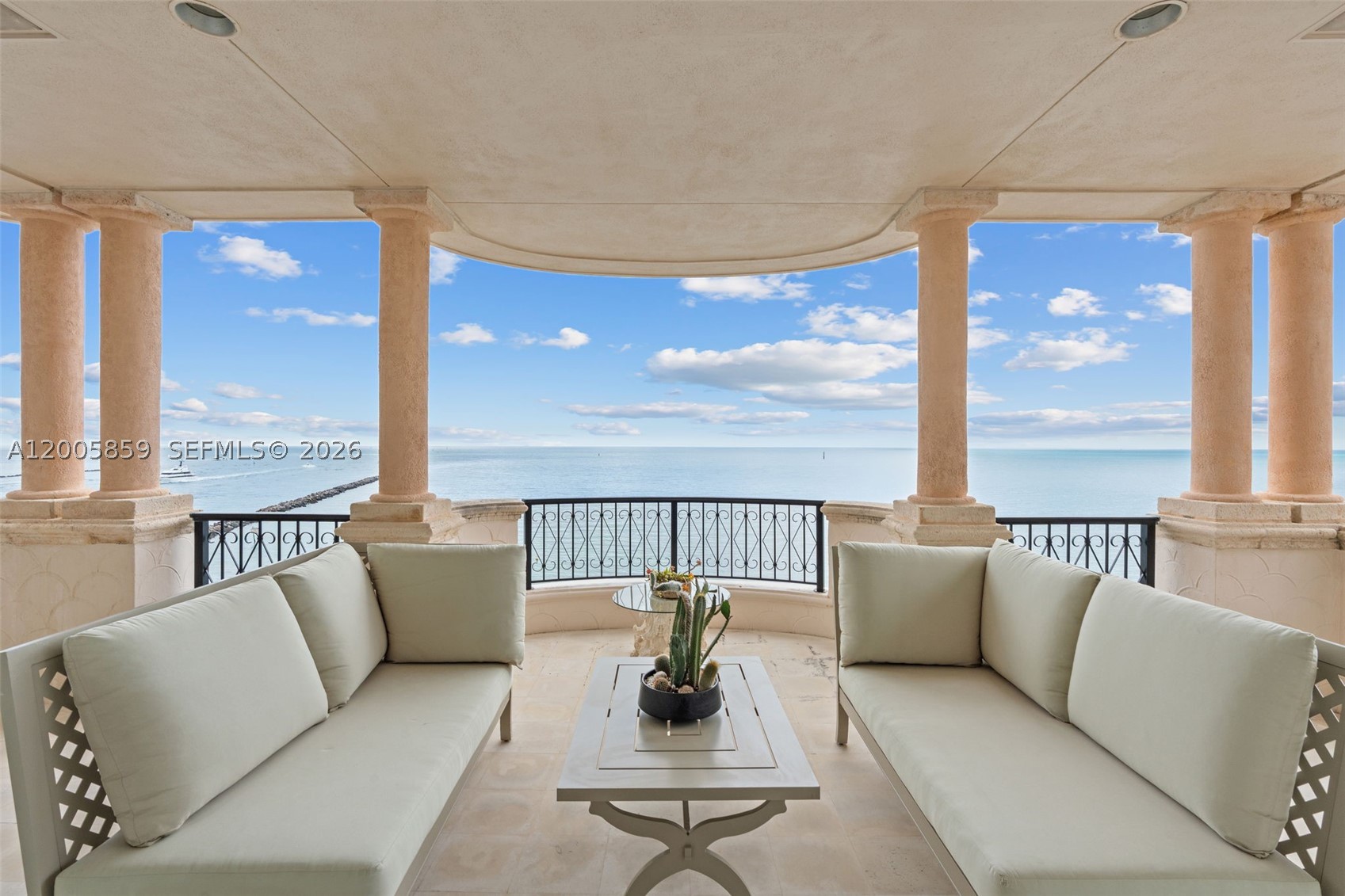 OCEANSIDE @ FISHER ISL CO - Residential