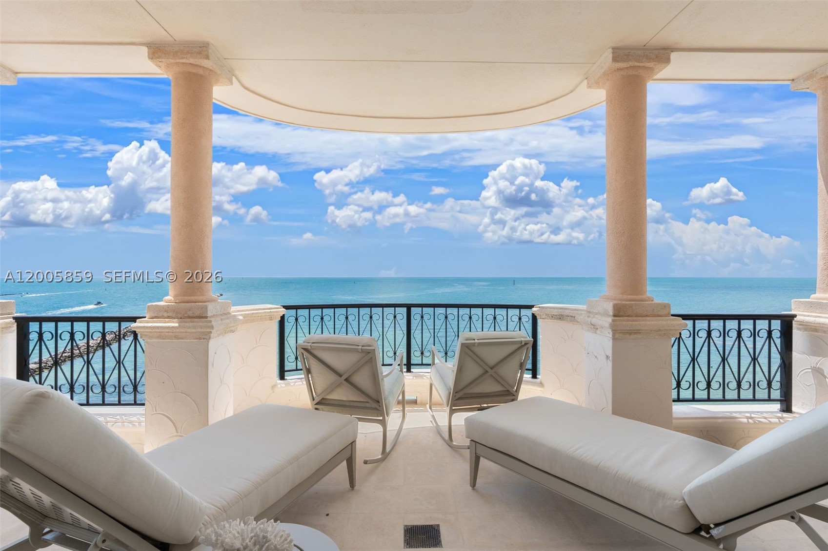 OCEANSIDE @ FISHER ISL CO - Residential