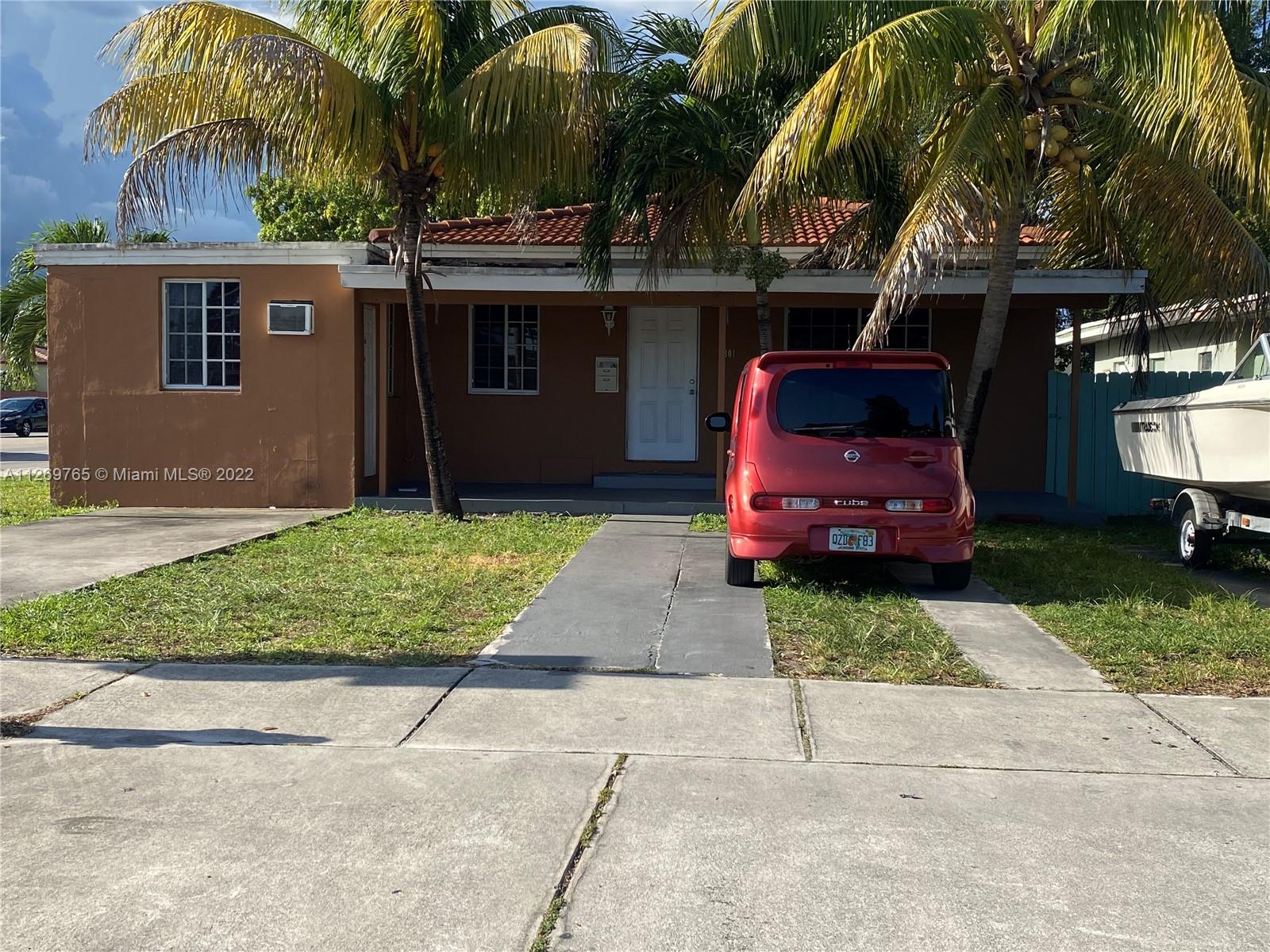 Single Family 3/2 in a corner, central area needs some TLC. Showings will begin on 9/10.