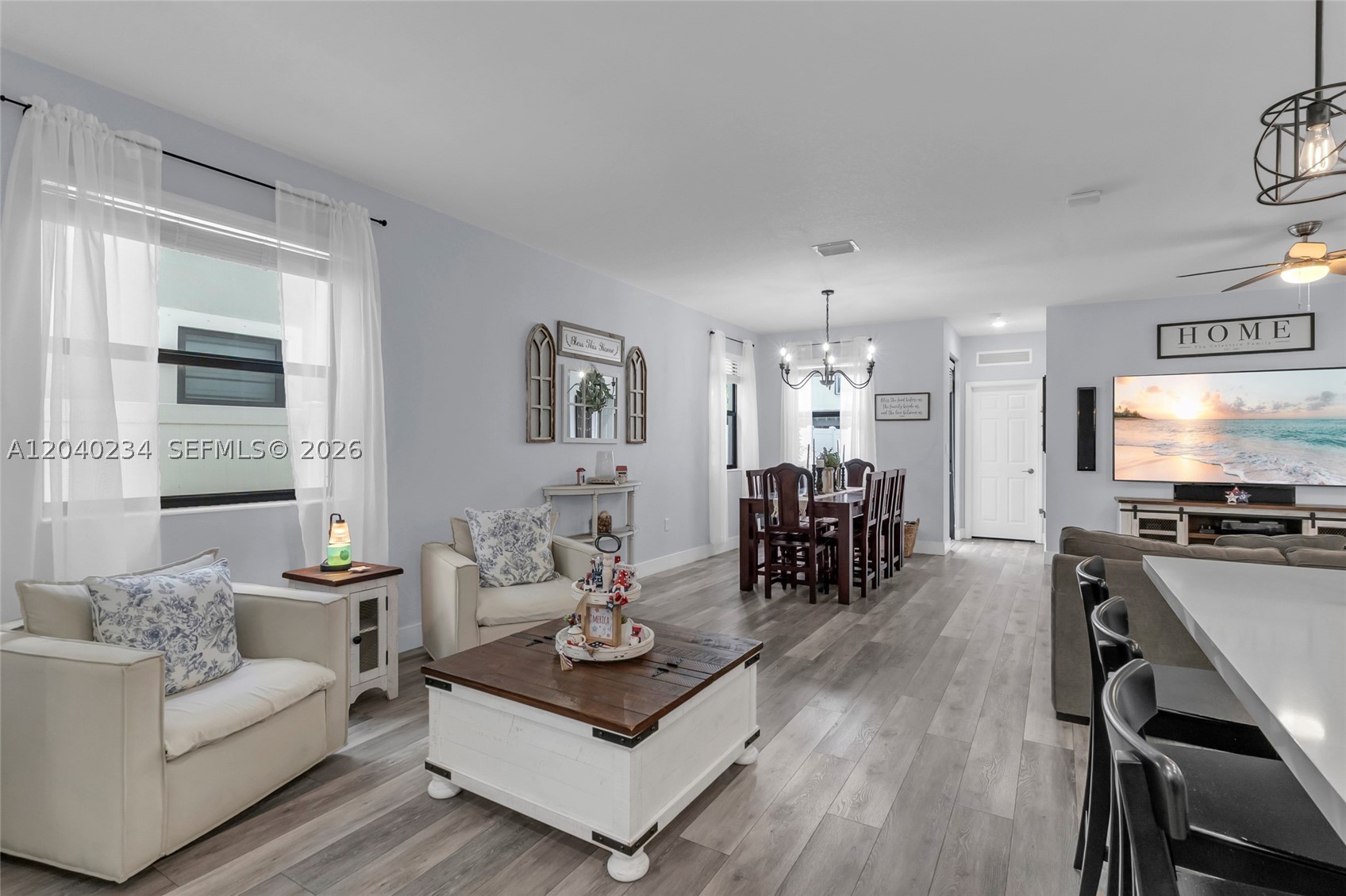 AQUABELLA NORTH - Residential