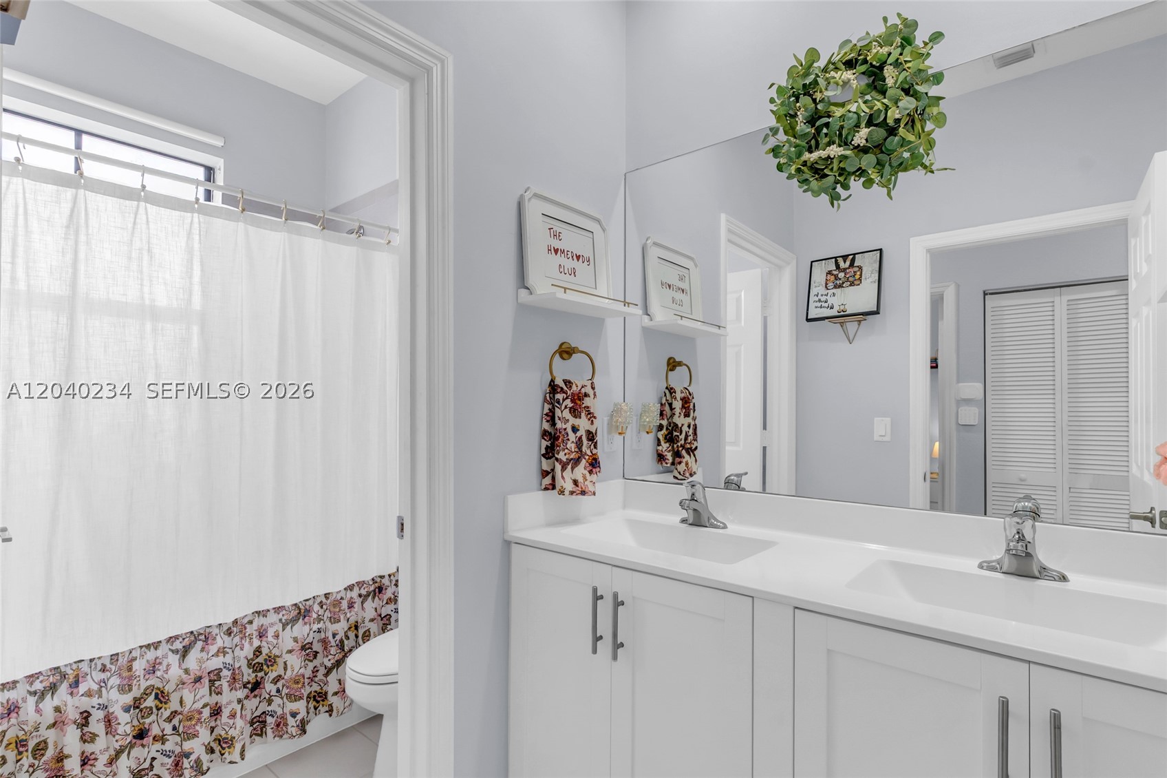 AQUABELLA NORTH - Residential
