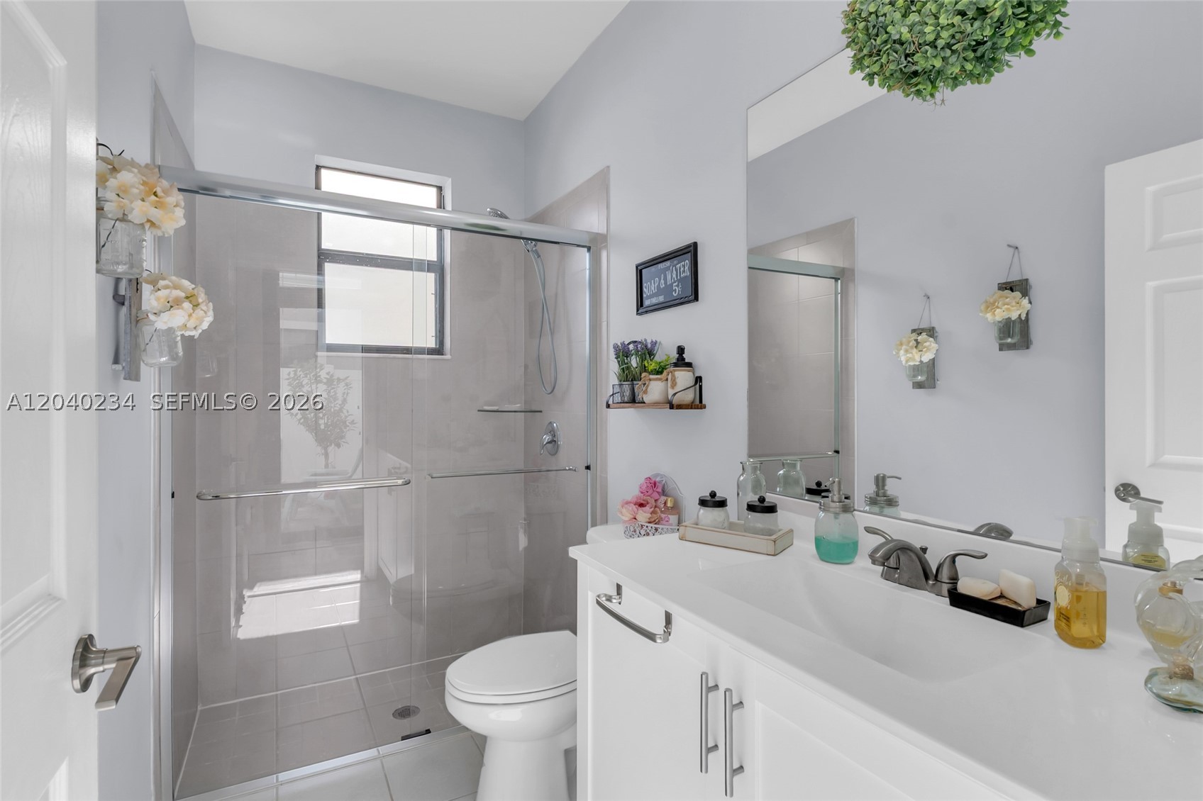AQUABELLA NORTH - Residential