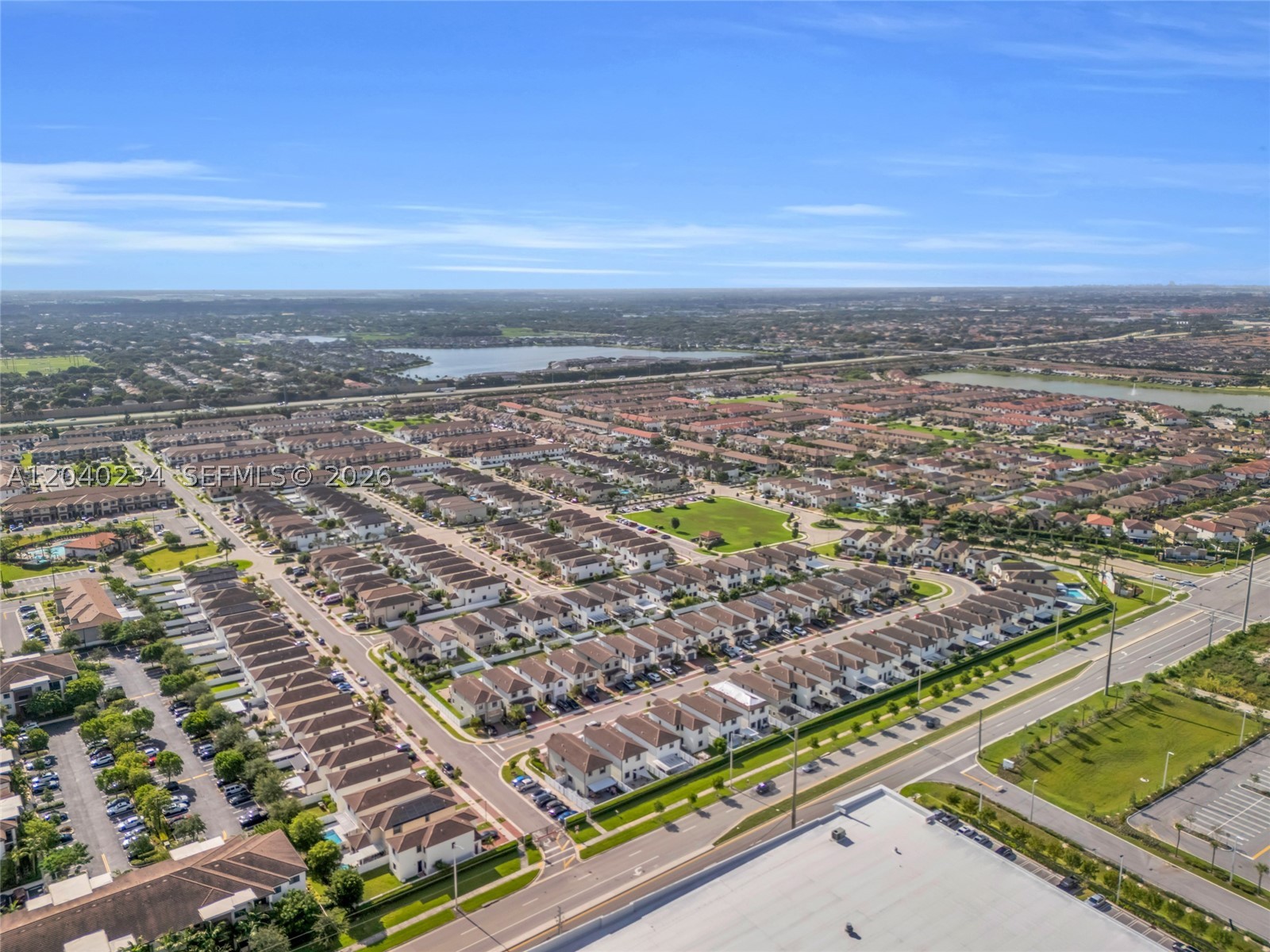 AQUABELLA NORTH - Residential