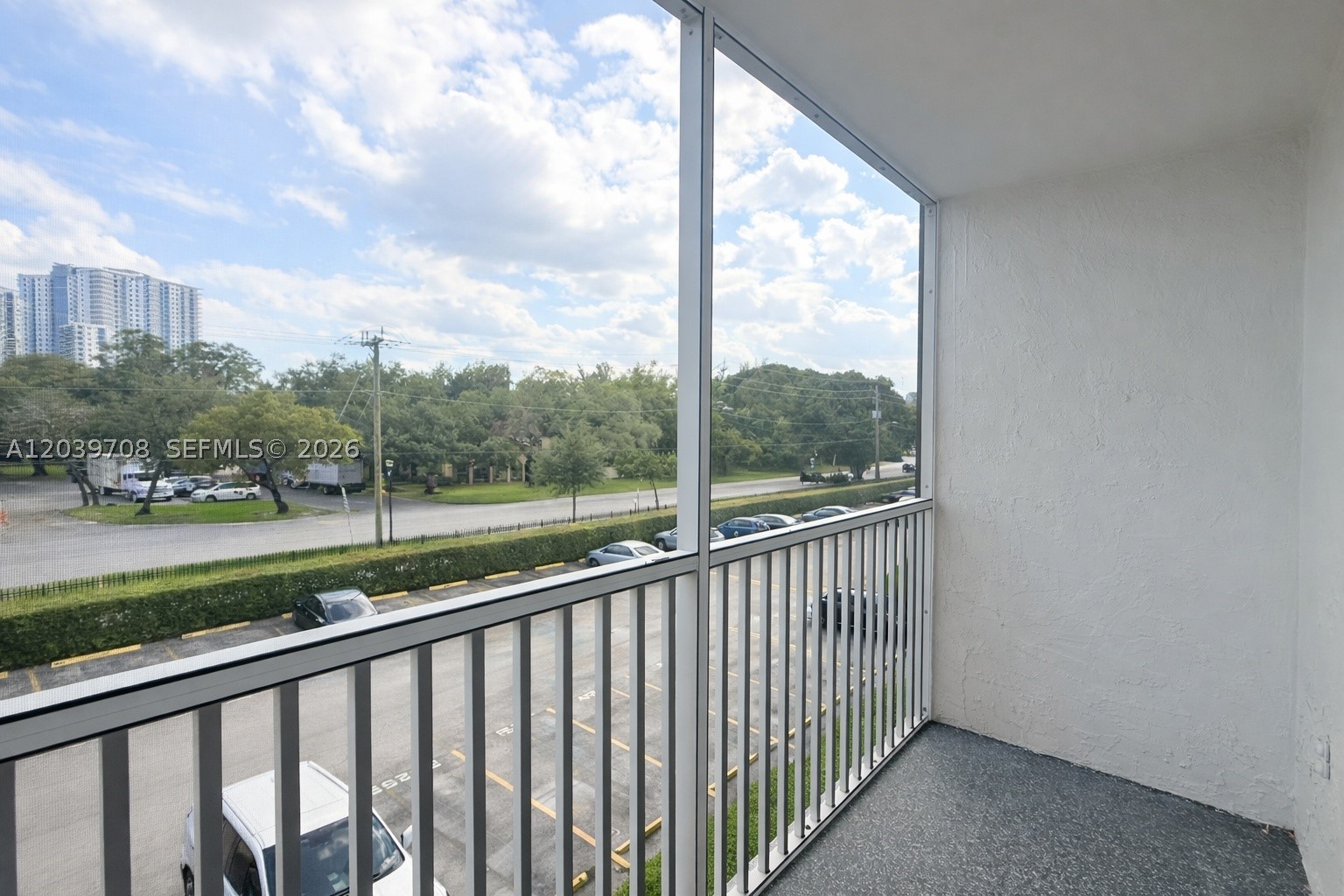 WOODSIDE APTS CONDO - Residential