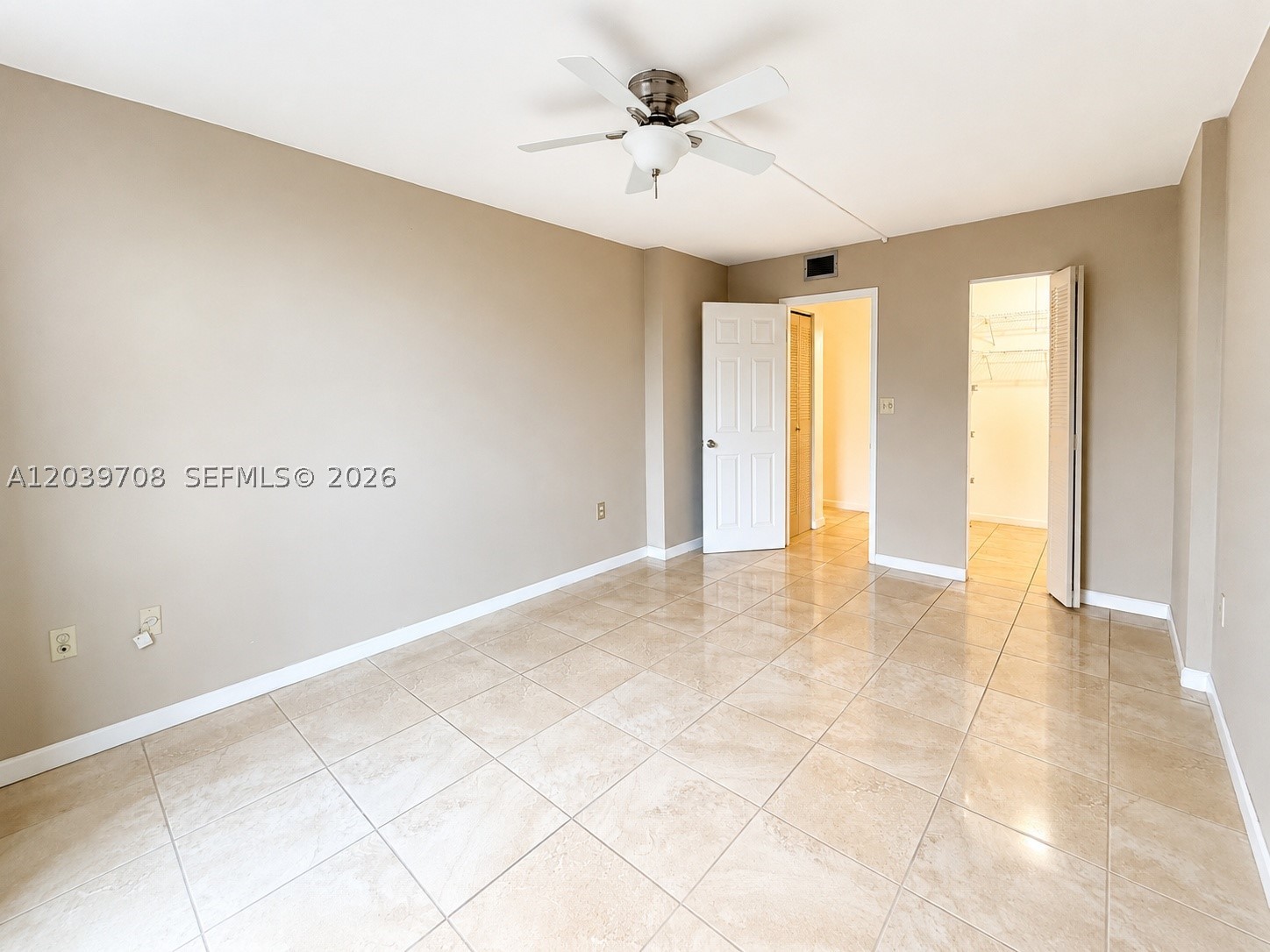 WOODSIDE APTS CONDO - Residential