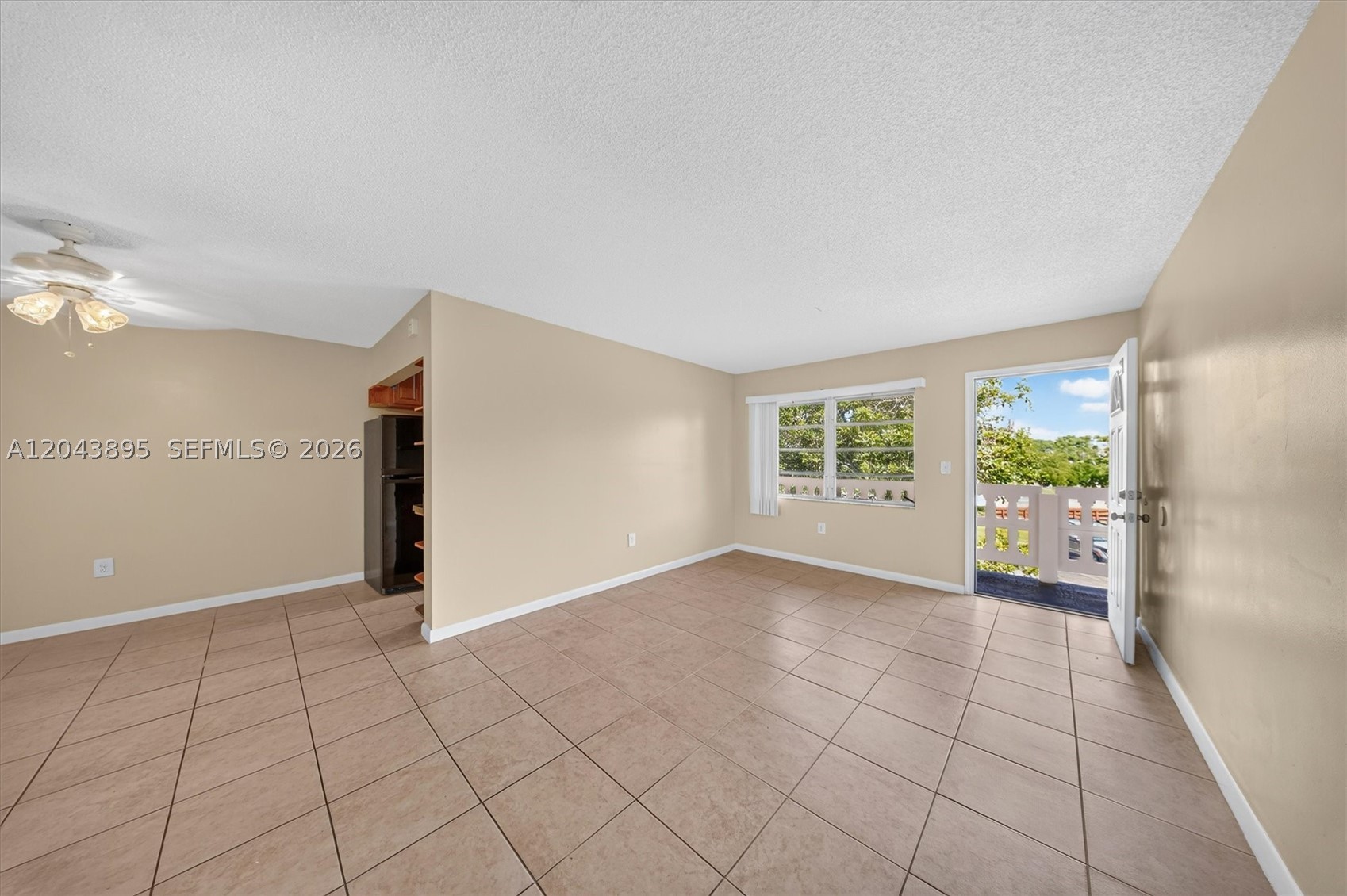 RO-MONT SOUTH CONDO J - Residential