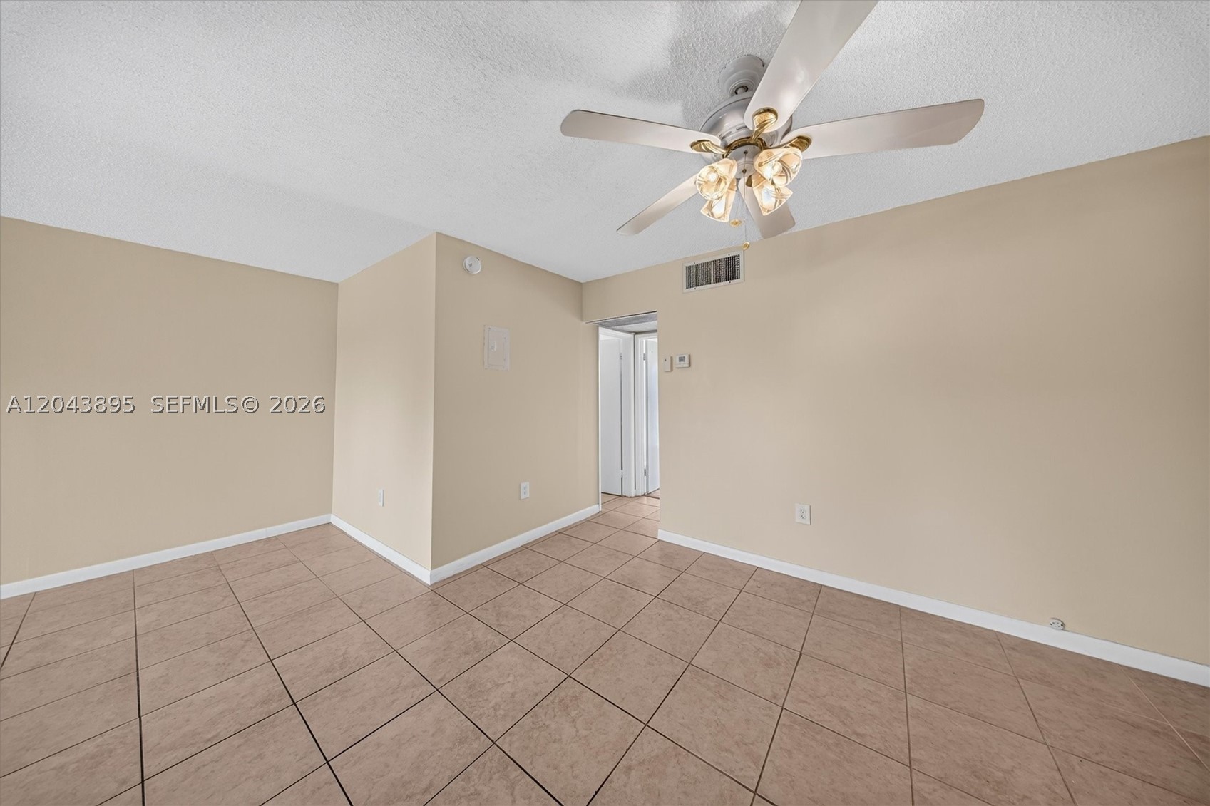 RO-MONT SOUTH CONDO J - Residential