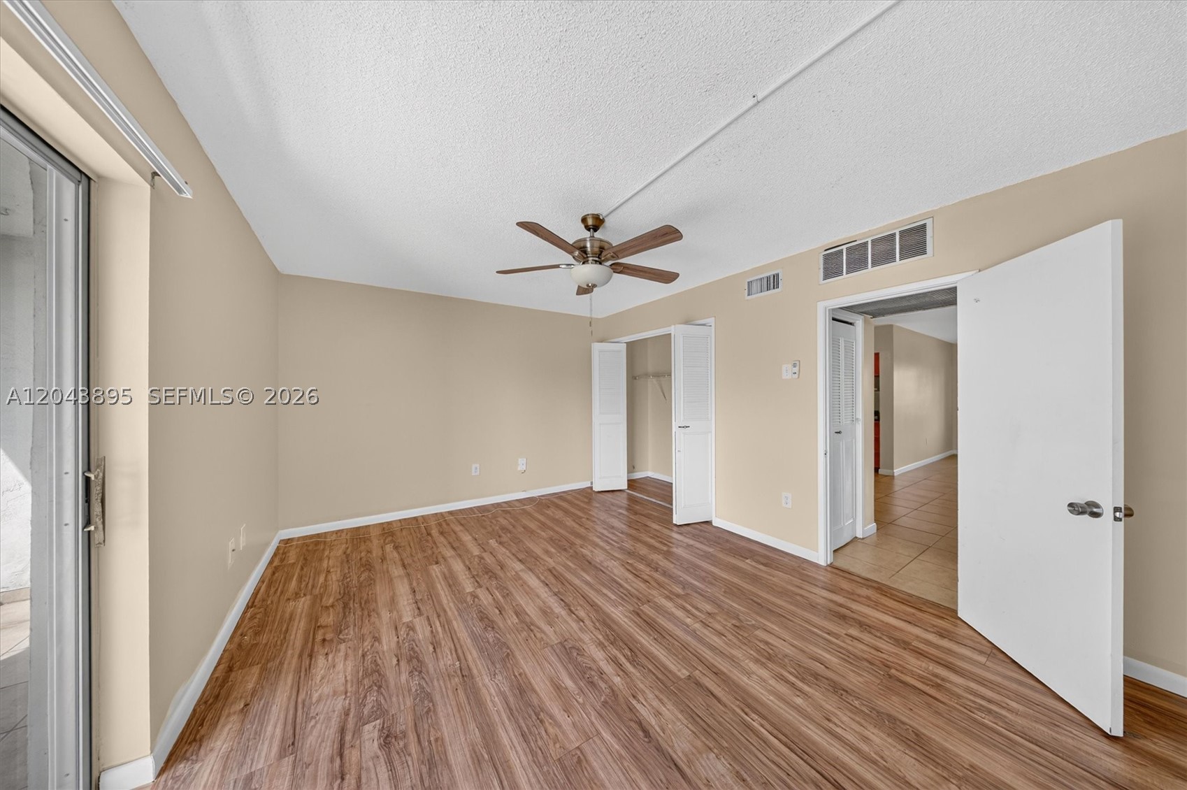 RO-MONT SOUTH CONDO J - Residential